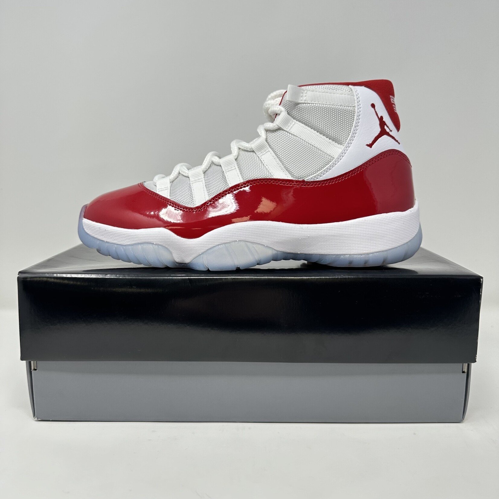 Jordan Jordan 11 Retro Cherry (2022)