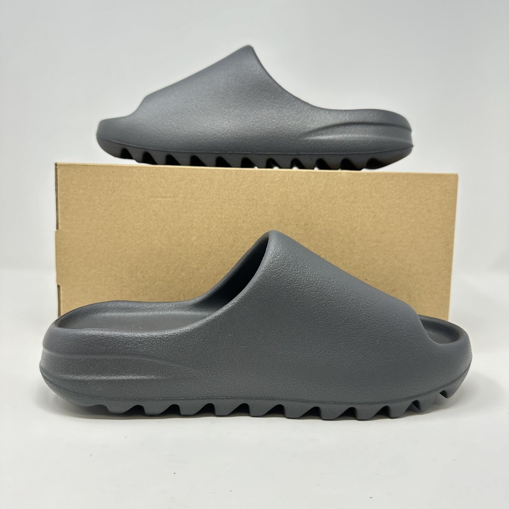 Adidas adidas Yeezy Slide Granite