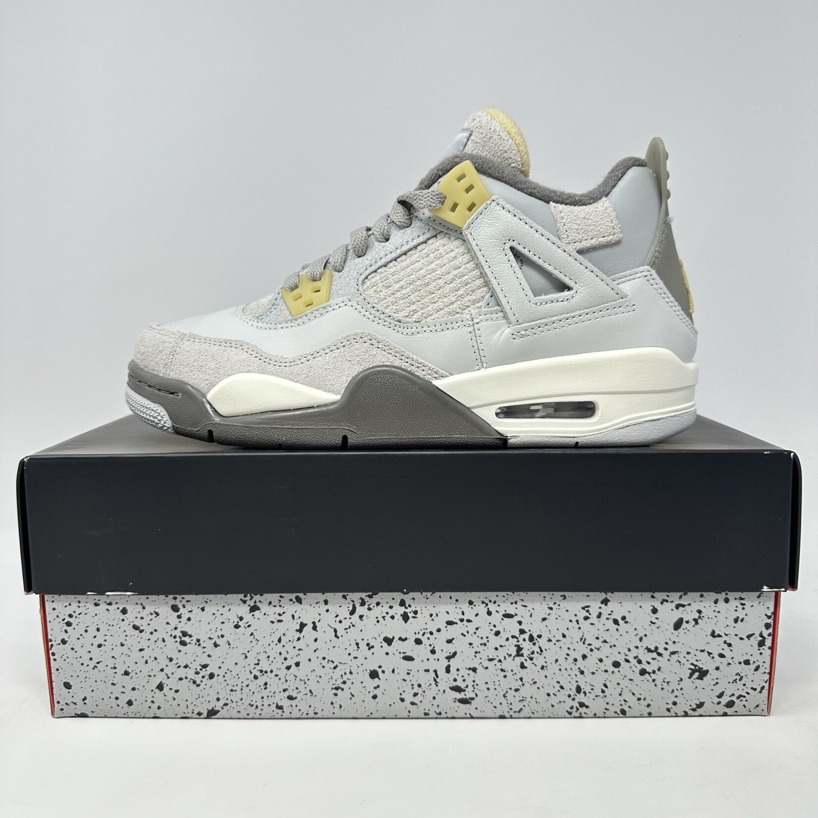 Jordan Jordan 4 Retro SE Craft Photon Dust