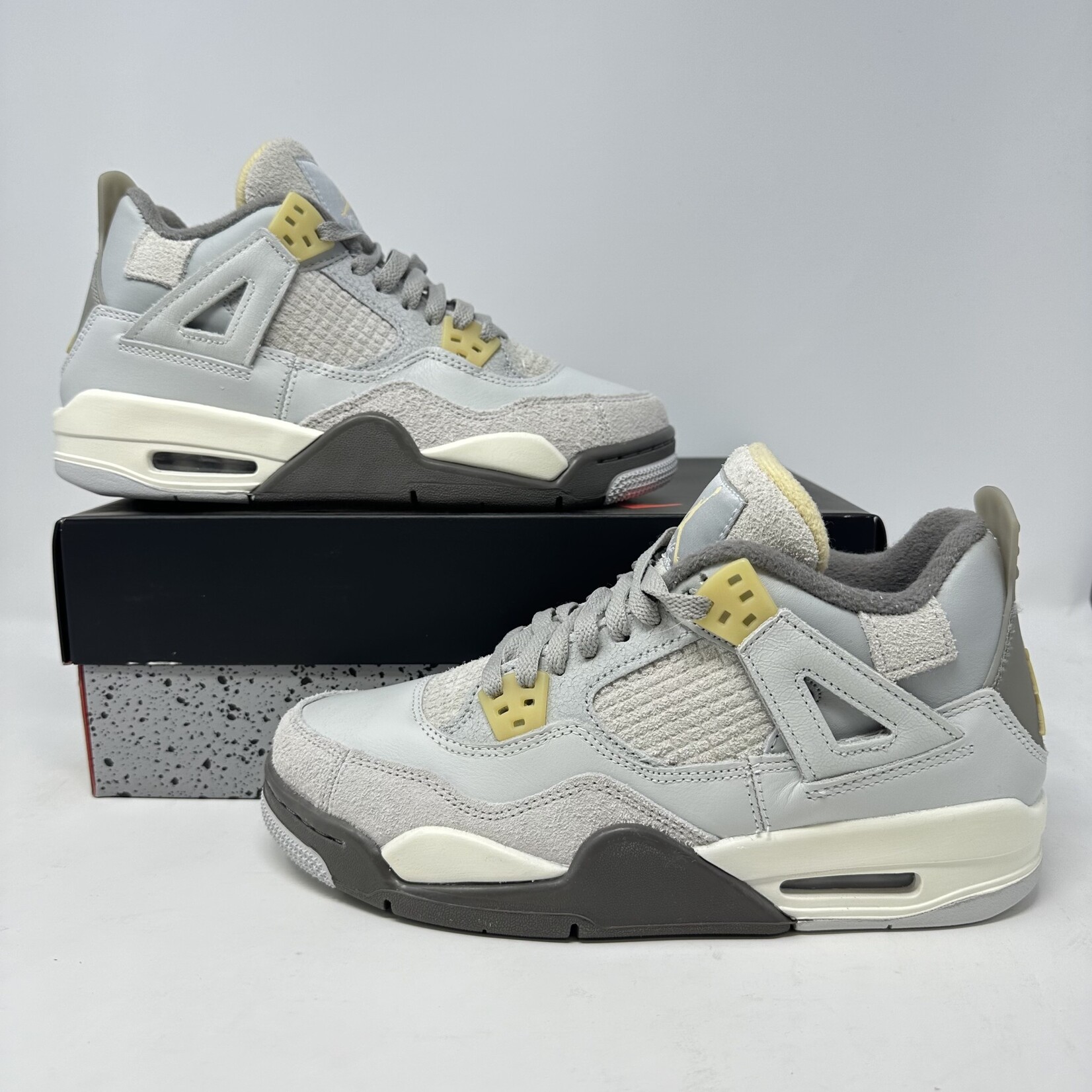 Jordan Jordan 4 Retro SE Craft Photon Dust