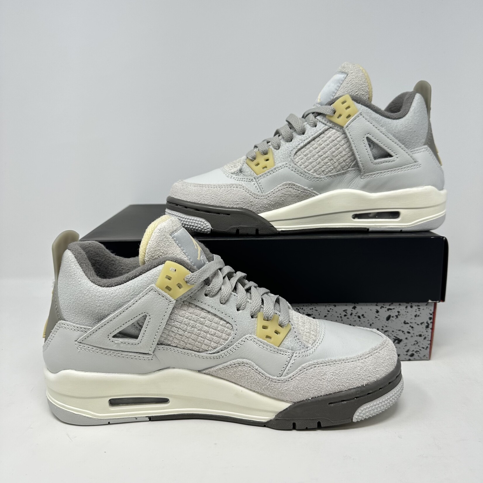 Jordan Jordan 4 Retro SE Craft Photon Dust