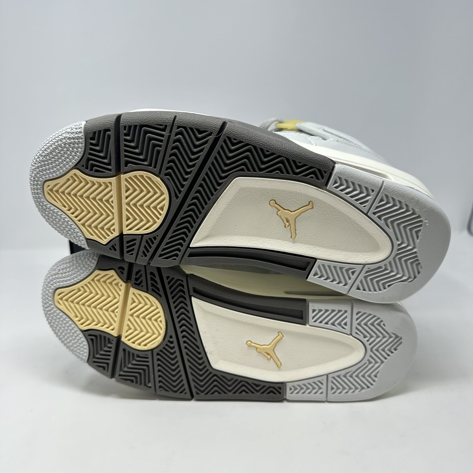 Jordan Jordan 4 Retro SE Craft Photon Dust