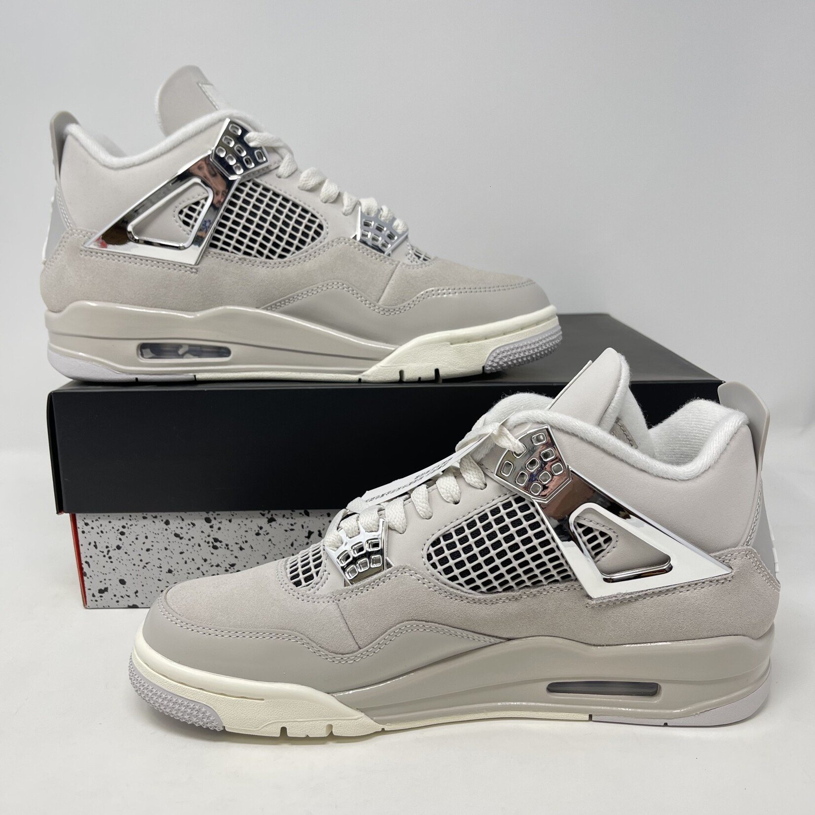 Jordan Jordan 4 Retro Frozen Moments