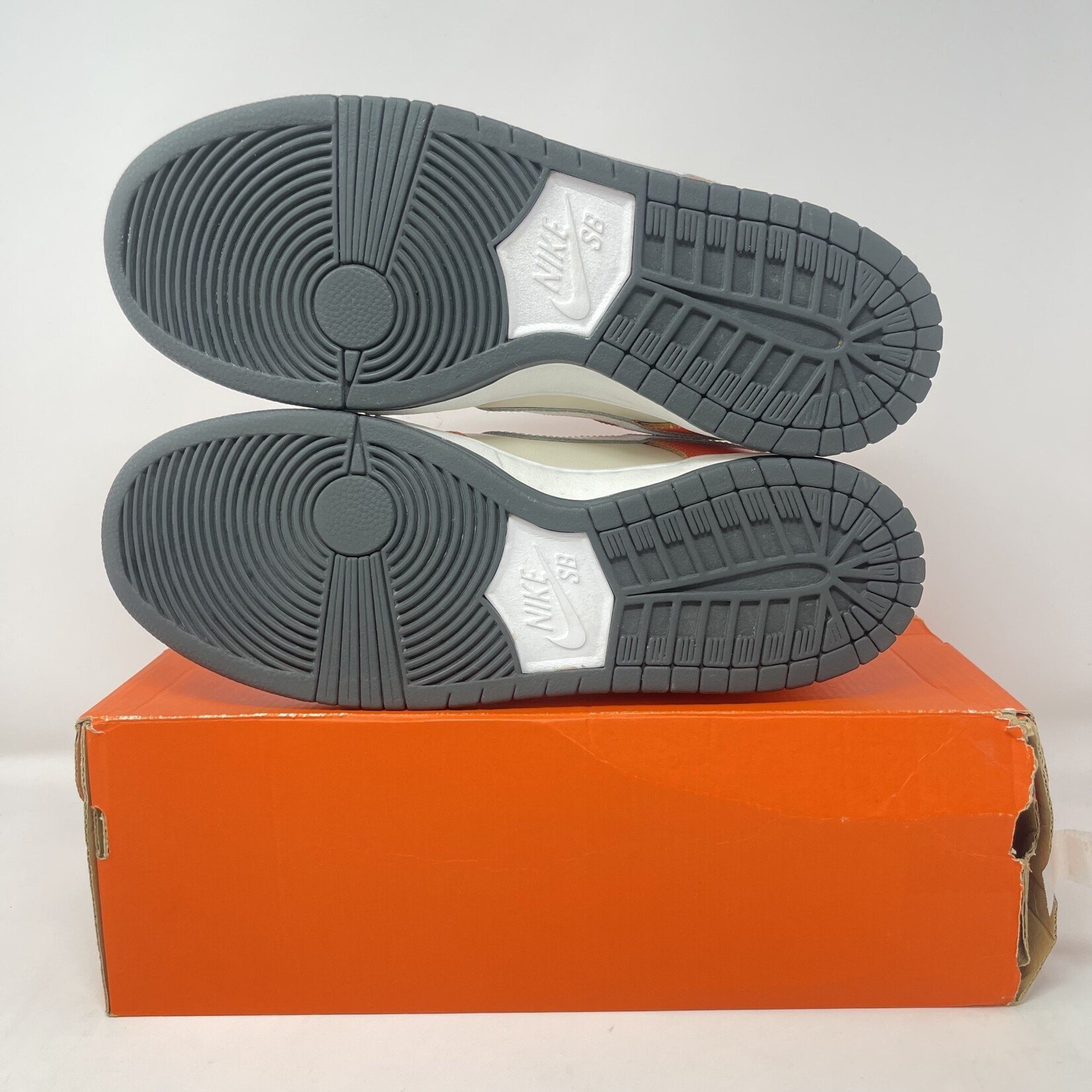 Nike Nike SB Dunk Low Orange Box