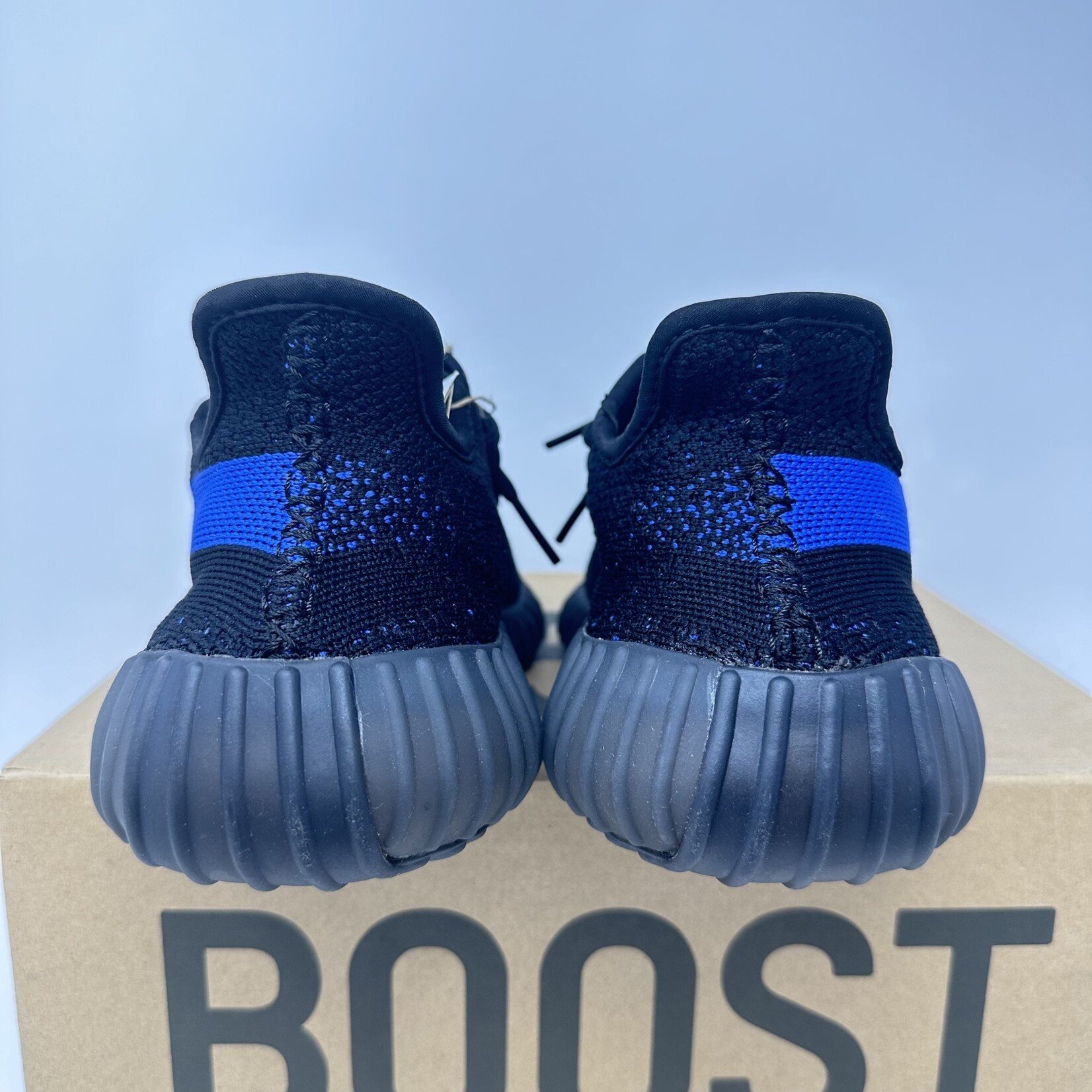Adidas adidas Yeezy Boost 350 V2 Dazzling Blue