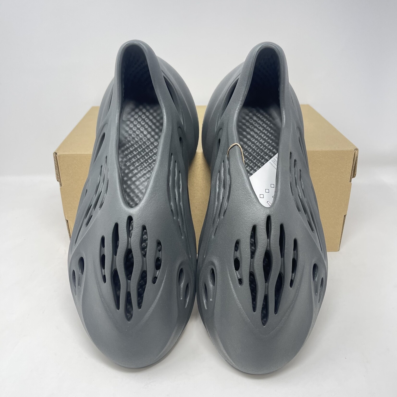 Adidas adidas Yeezy Foam RNR Carbon