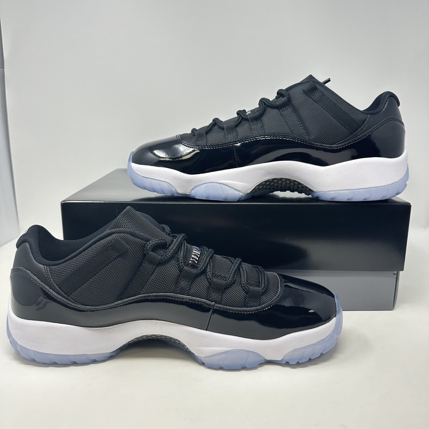 Jordan Jordan 11 Retro Low Space Jam