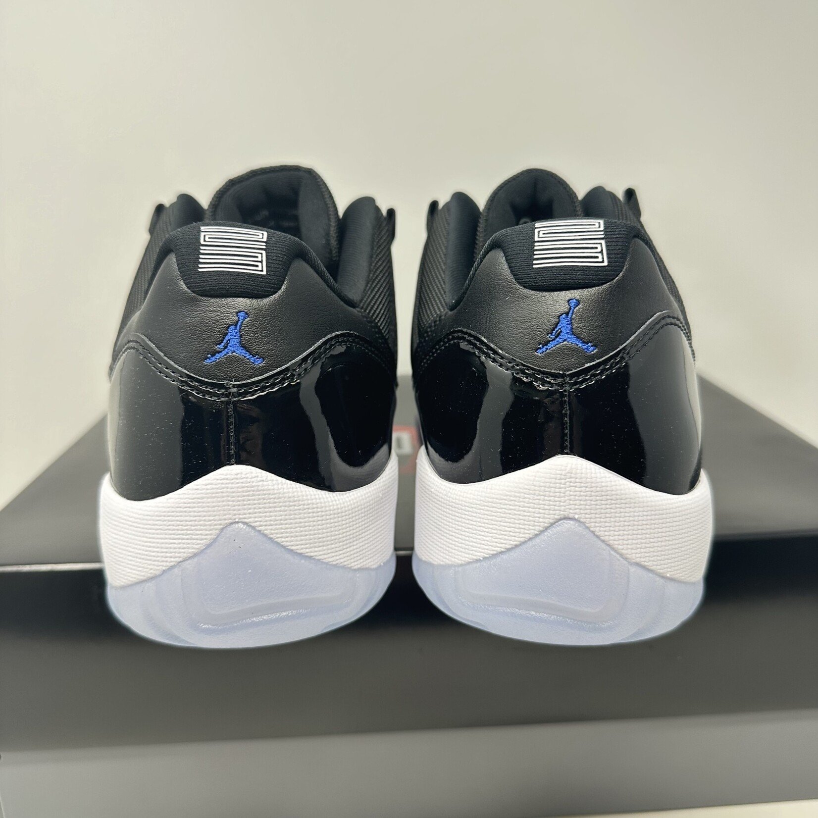 Jordan Jordan 11 Retro Low Space Jam