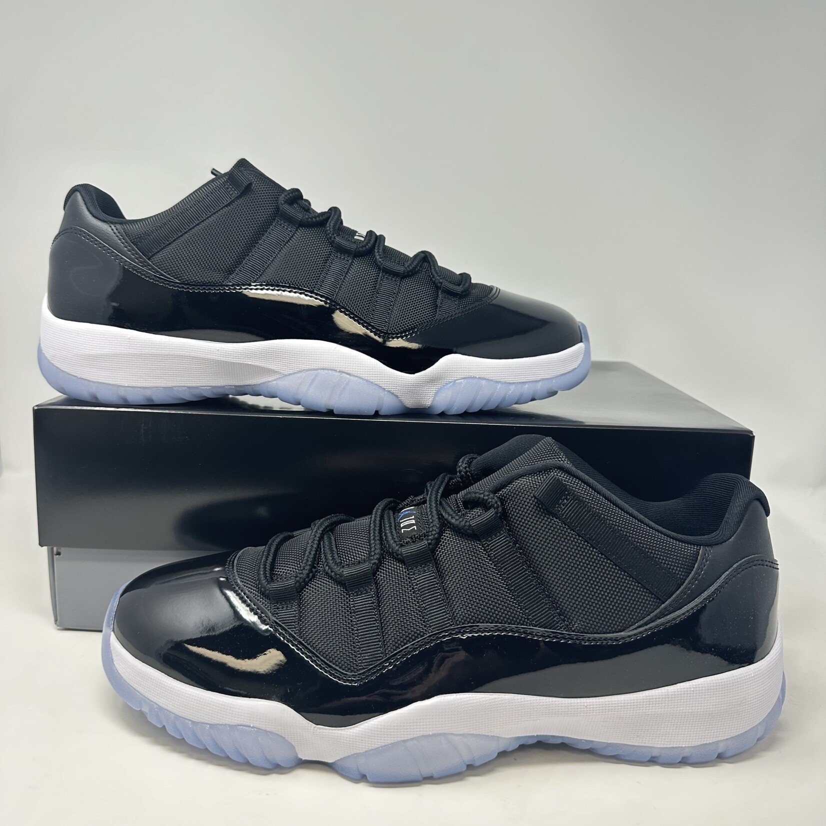 Jordan Jordan 11 Retro Low Space Jam