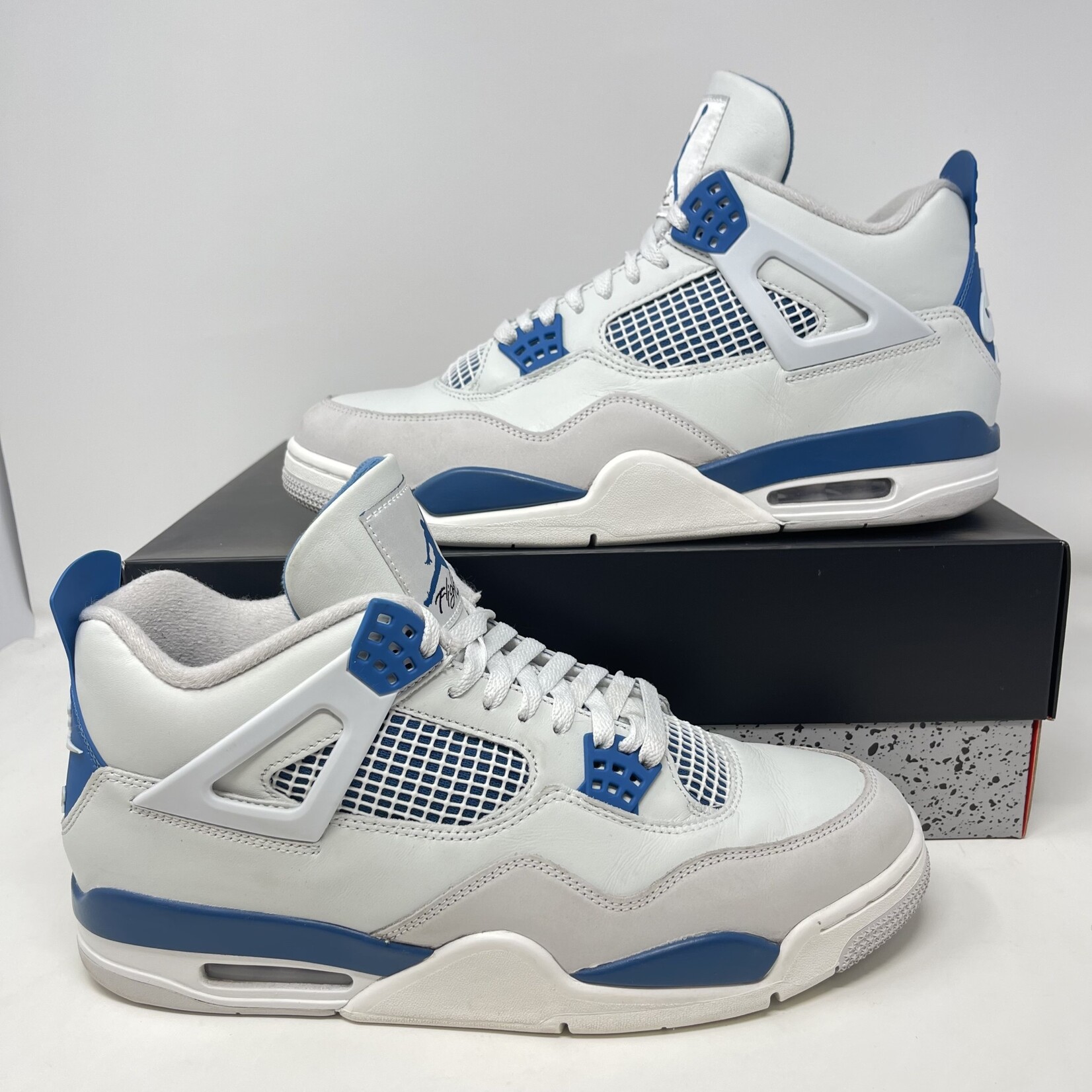 Jordan Jordan 4 Retro Military Blue (2024)