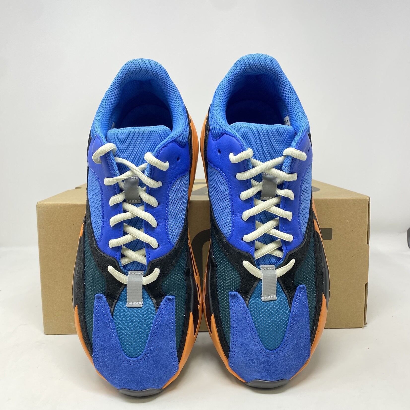 Adidas adidas Yeezy Boost 700 Bright Blue