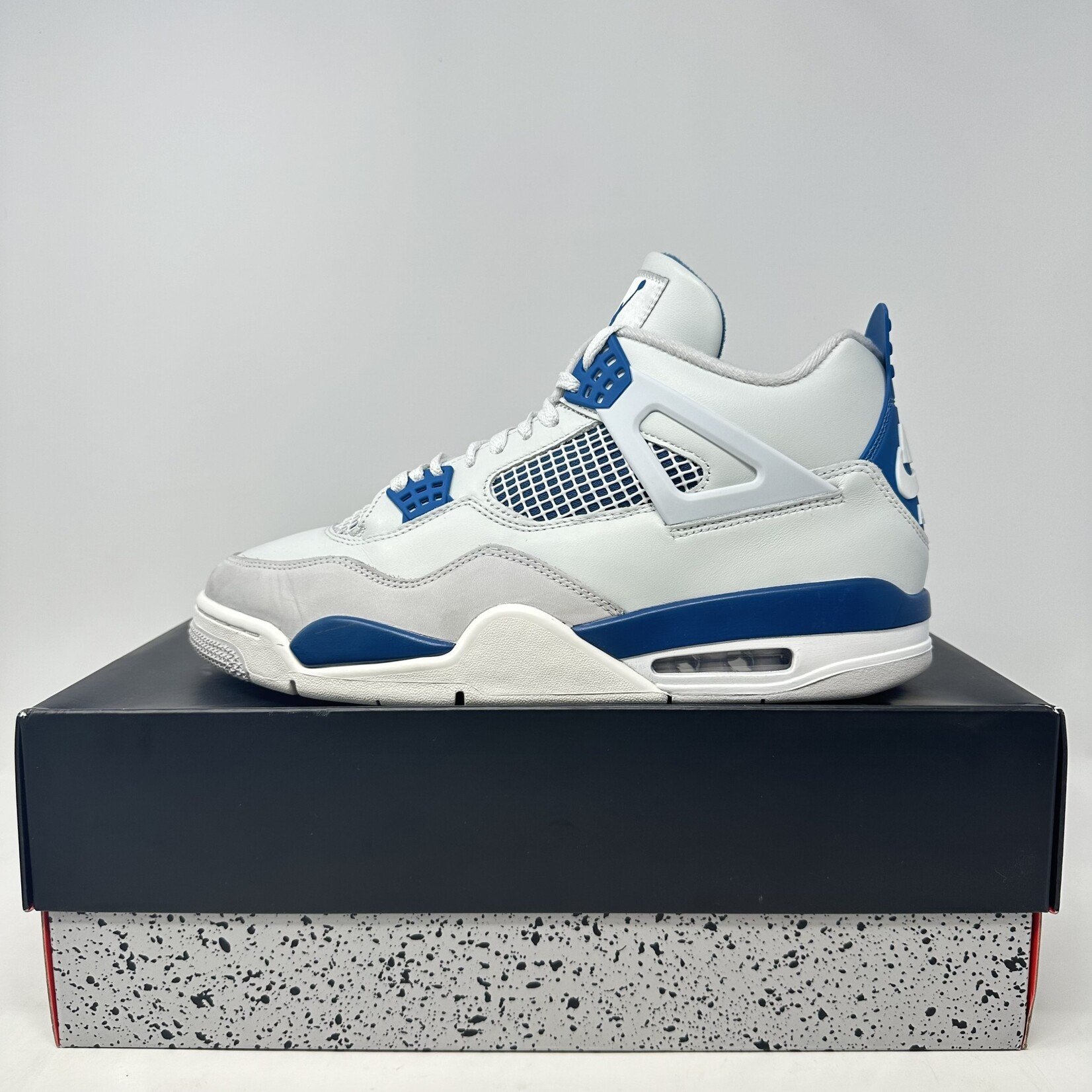 Jordan Jordan 4 Retro Military Blue (2024)