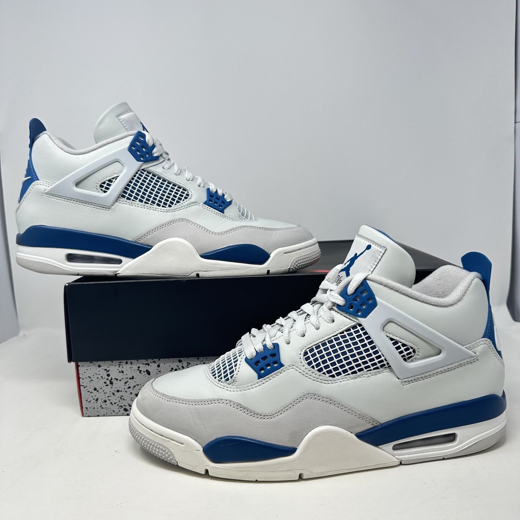 Jordan Jordan 4 Retro Military Blue (2024)