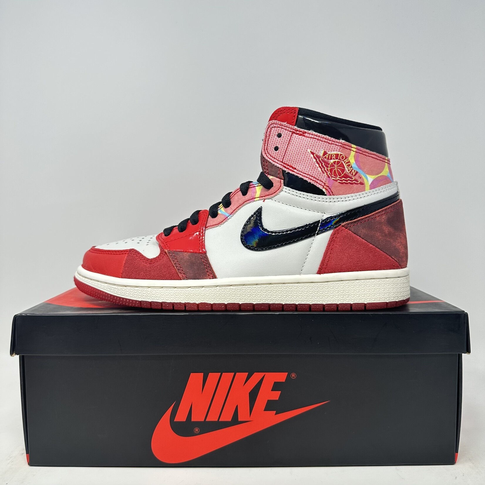 Jordan Jordan 1 Retro High OG Spider-Man Across the Spider-Verse