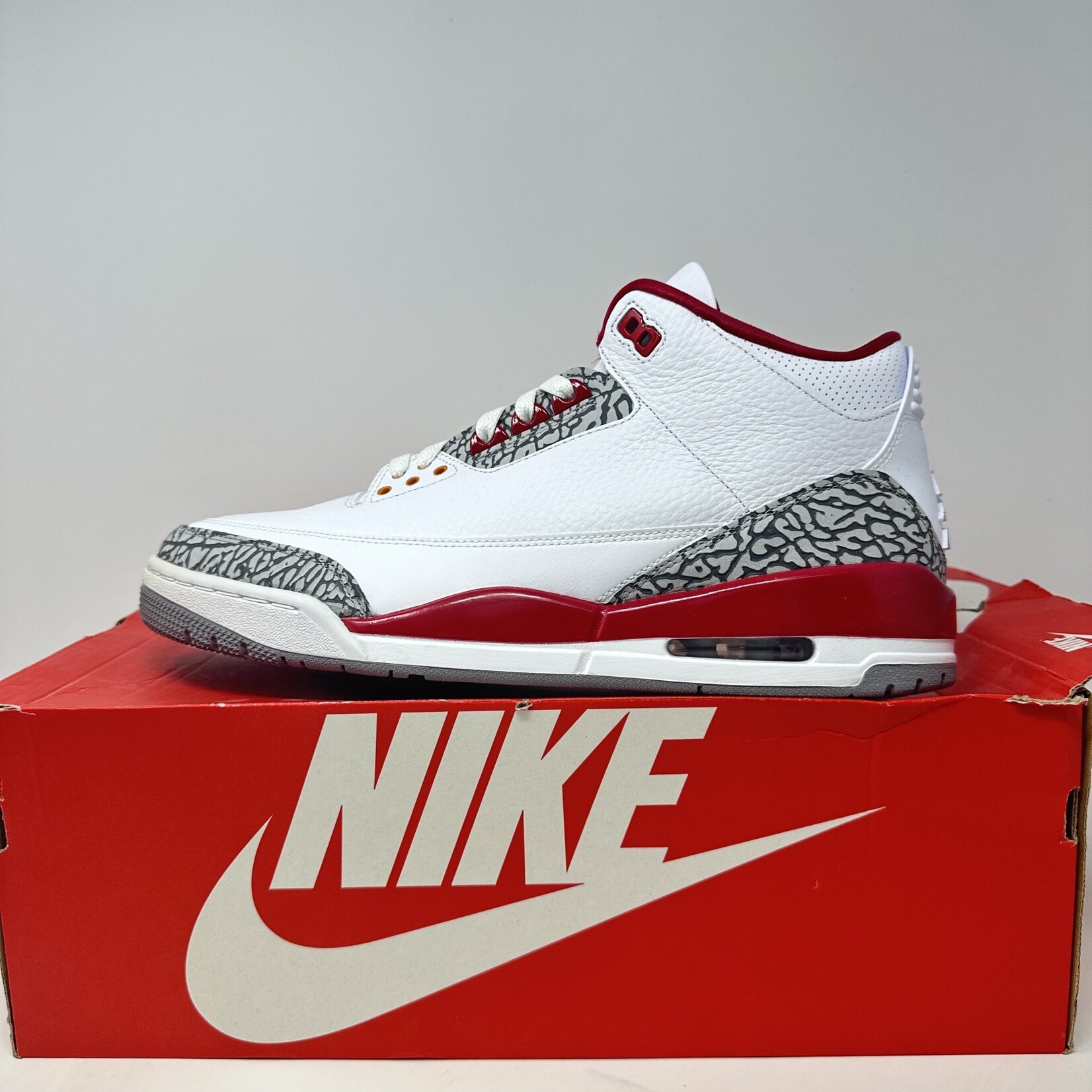 Jordan Jordan 3 Retro Cardinal Red