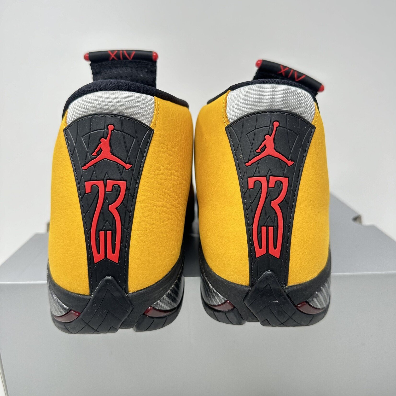 Jordan Jordan 14 Retro University Gold