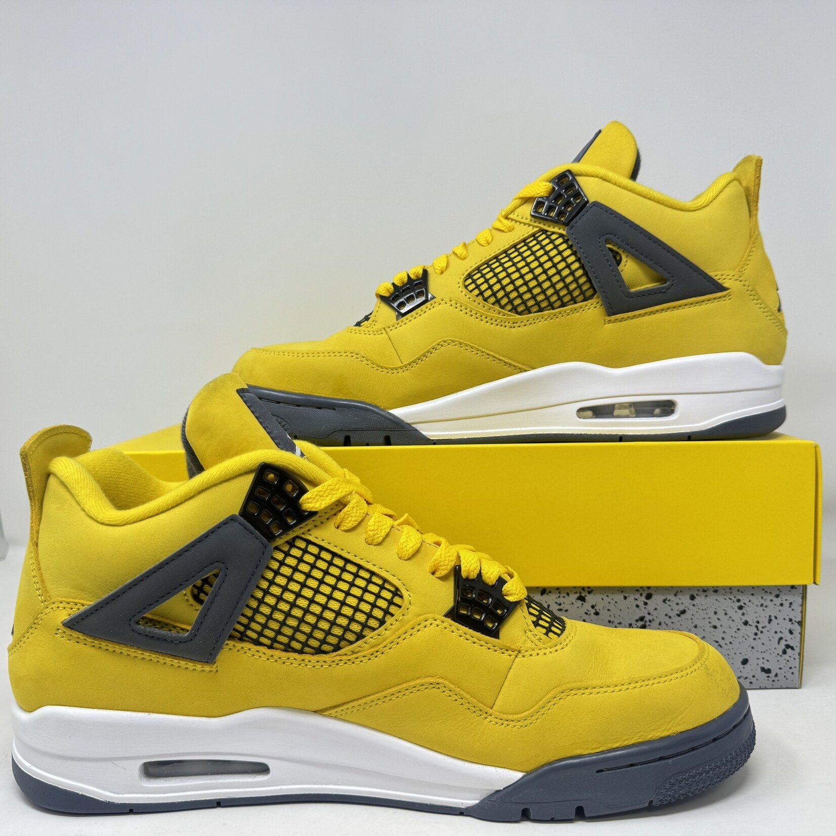 Jordan Jordan 4 Retro Lightning (2021)