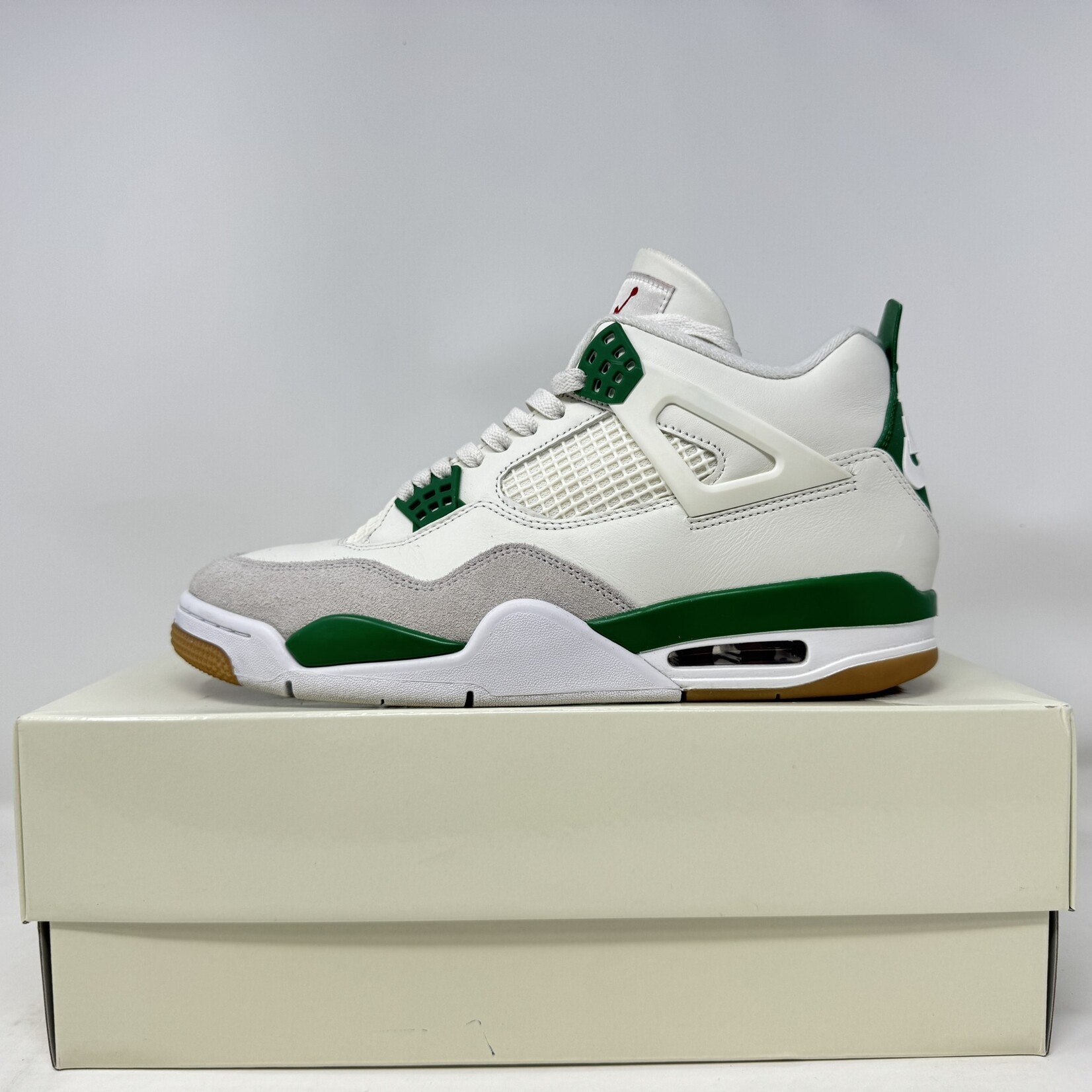 Jordan Jordan 4 Retro SB Pine Green