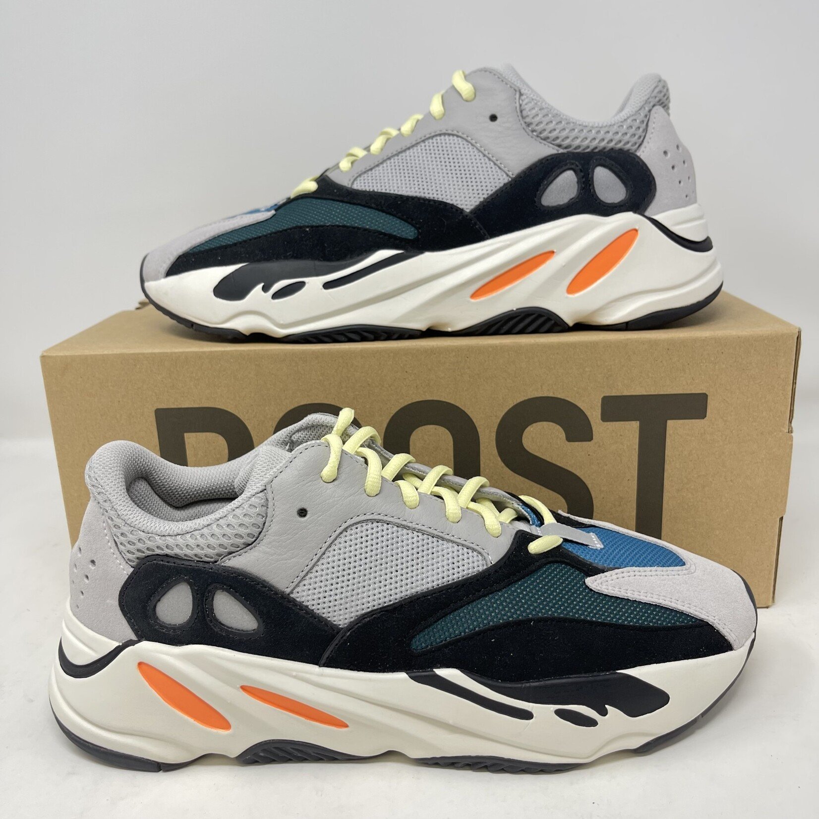 Adidas adidas Yeezy Boost 700 Wave Runner