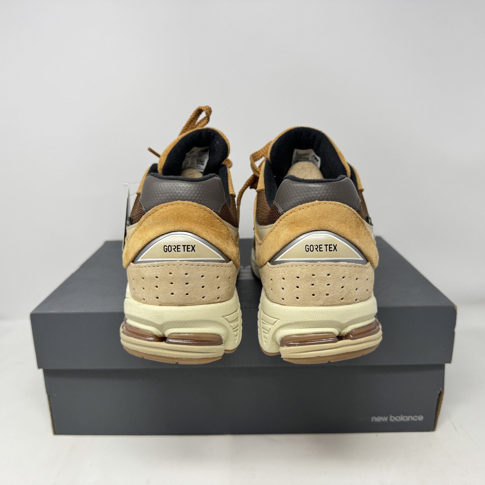 New Balance New Balance 2002R Gore-Tex Tobacco