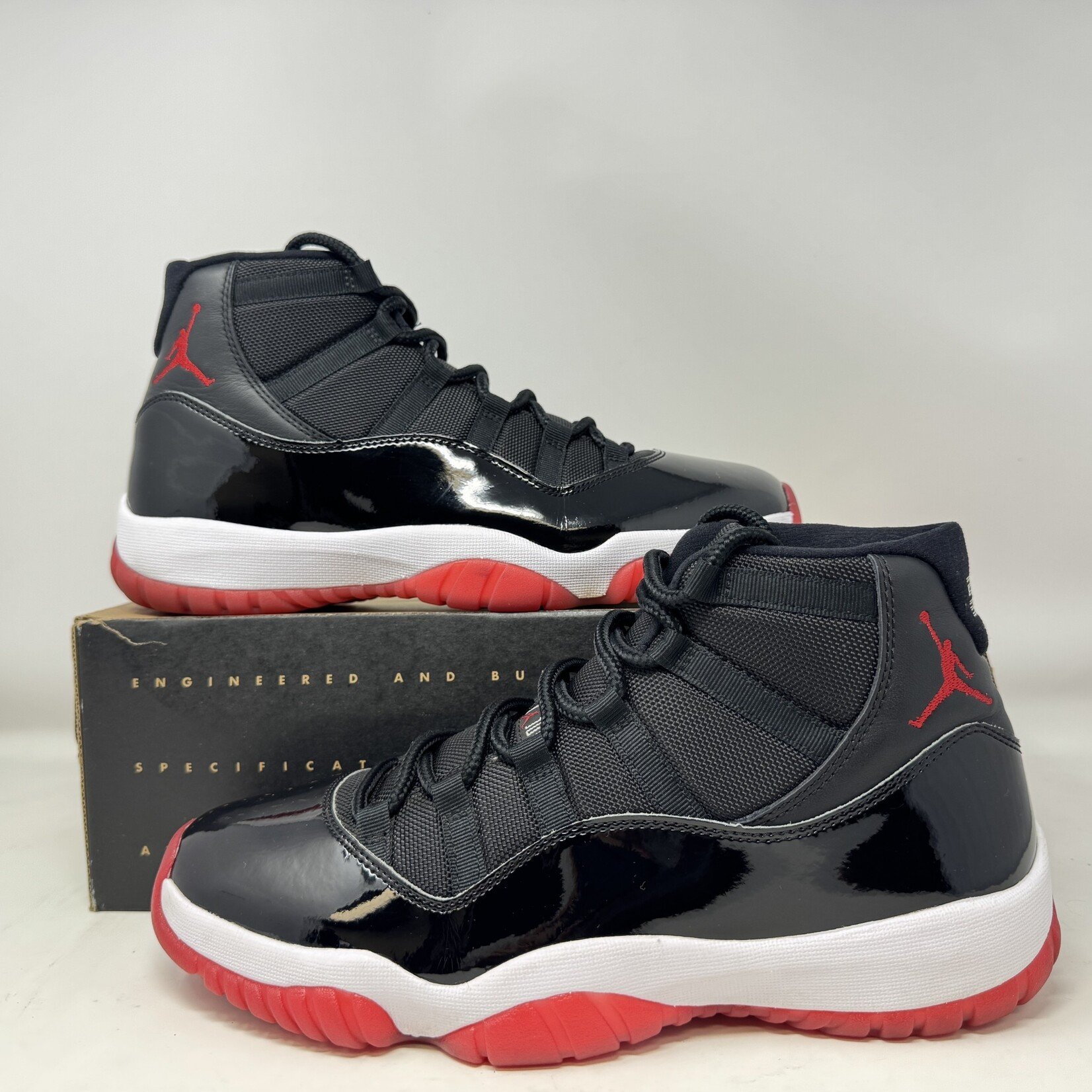 Jordan Jordan 11 Retro Playoffs Bred (2019)