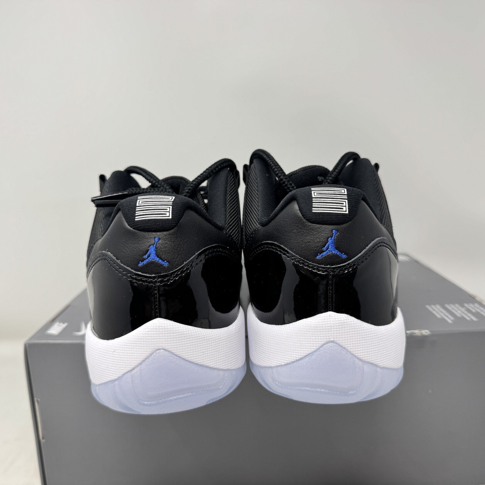 Jordan Jordan 11 Retro Low Space Jam