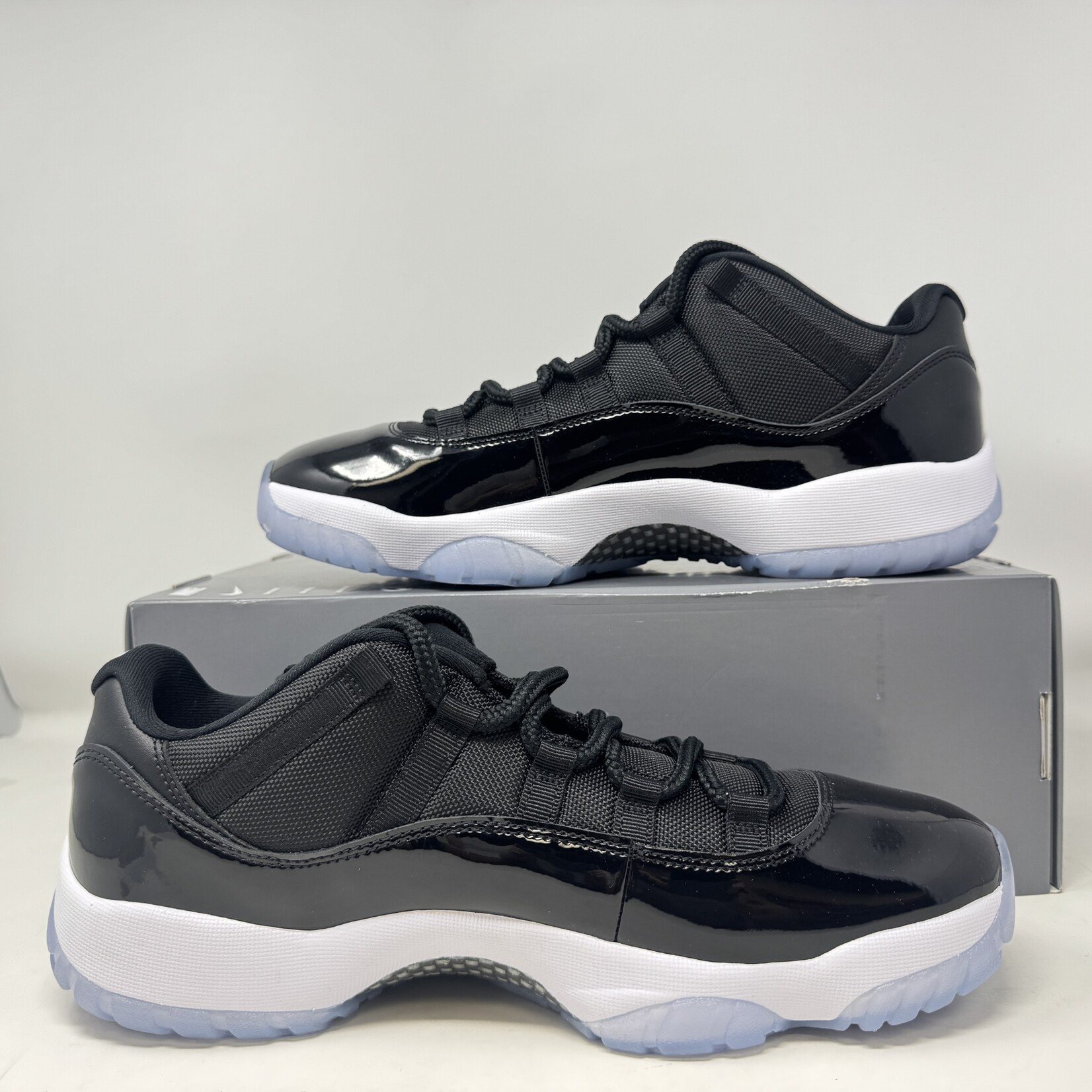 Jordan Jordan 11 Retro Low Space Jam