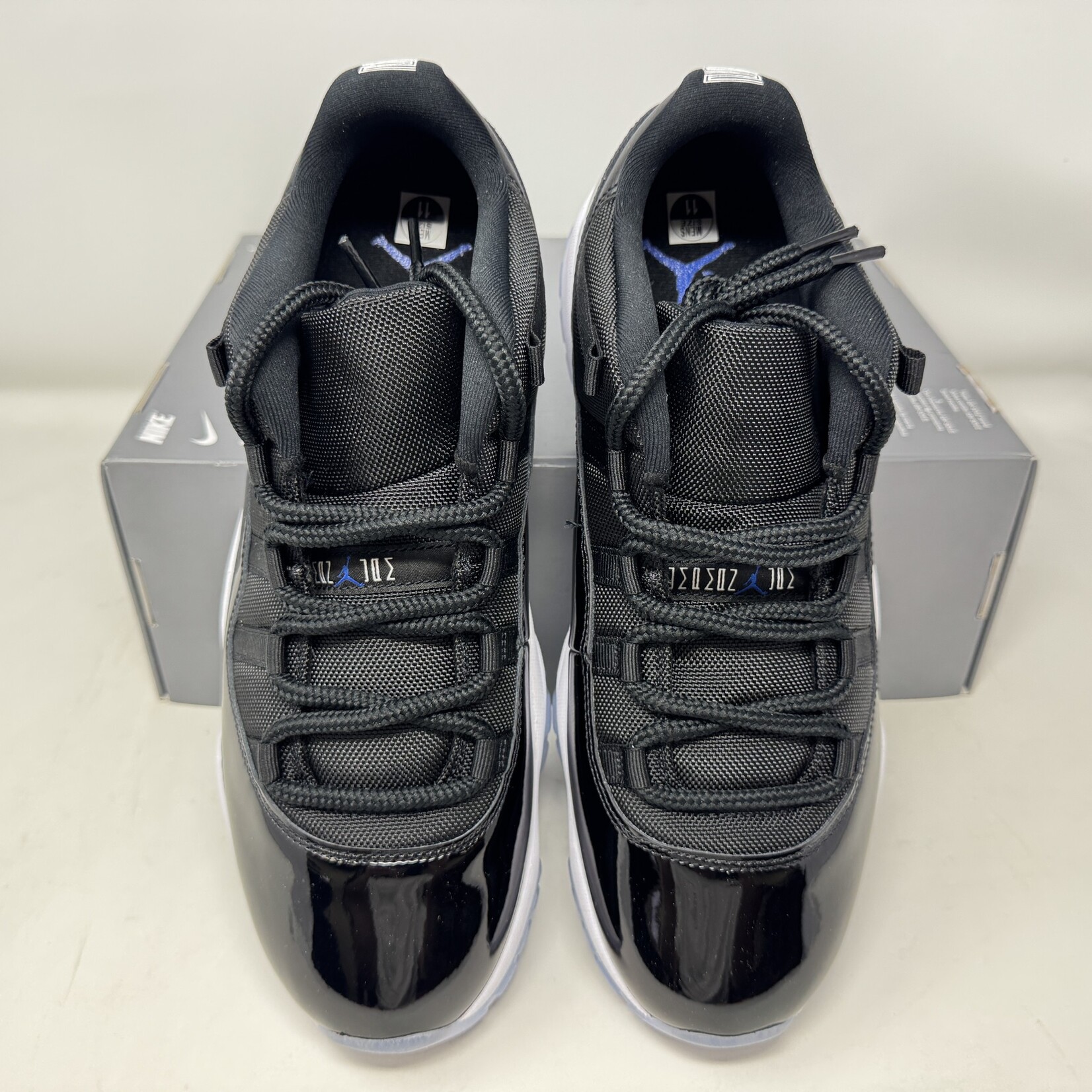 Jordan Jordan 11 Retro Low Space Jam