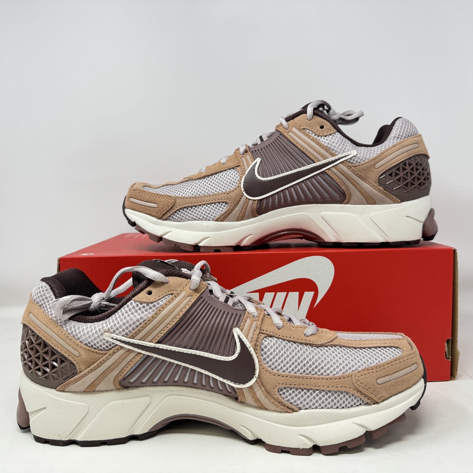 Nike Nike Zoom Vomero 5 Dusted Clay