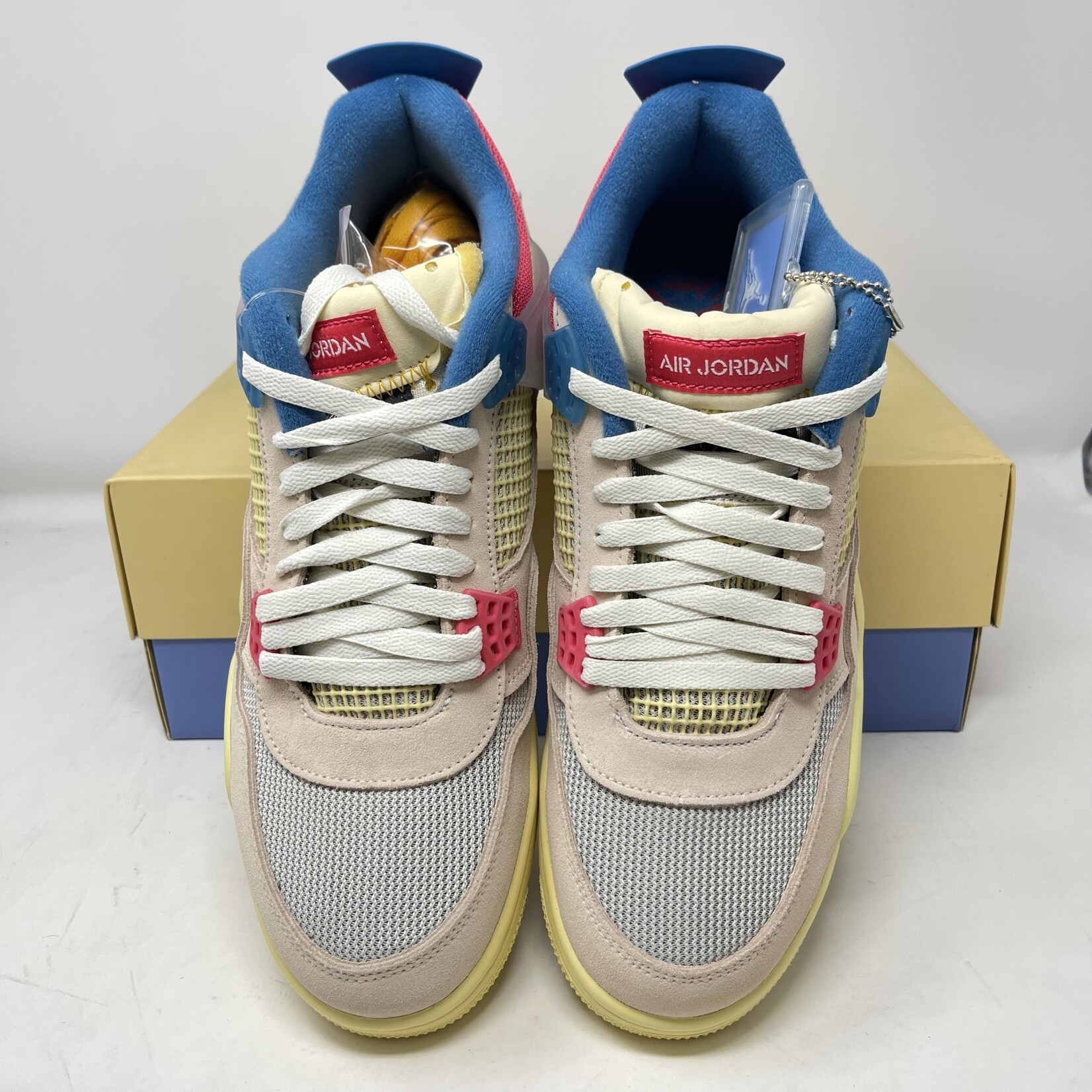 Jordan Jordan 4 Retro Union Guava Ice