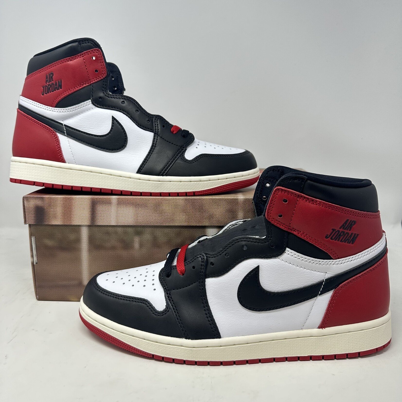 Jordan Jordan 1 Black Toe Reimagined