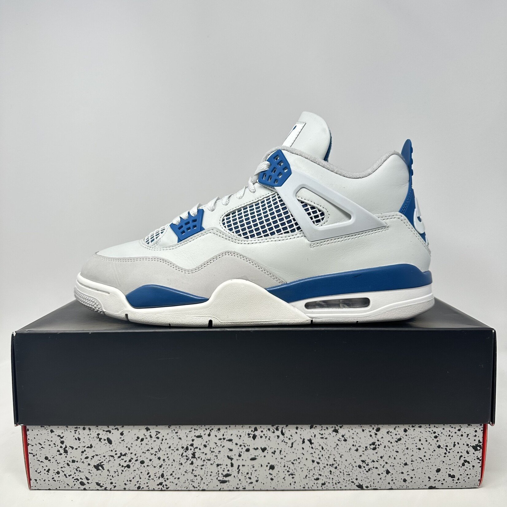 Jordan Jordan 4 Retro Military Blue (2024)