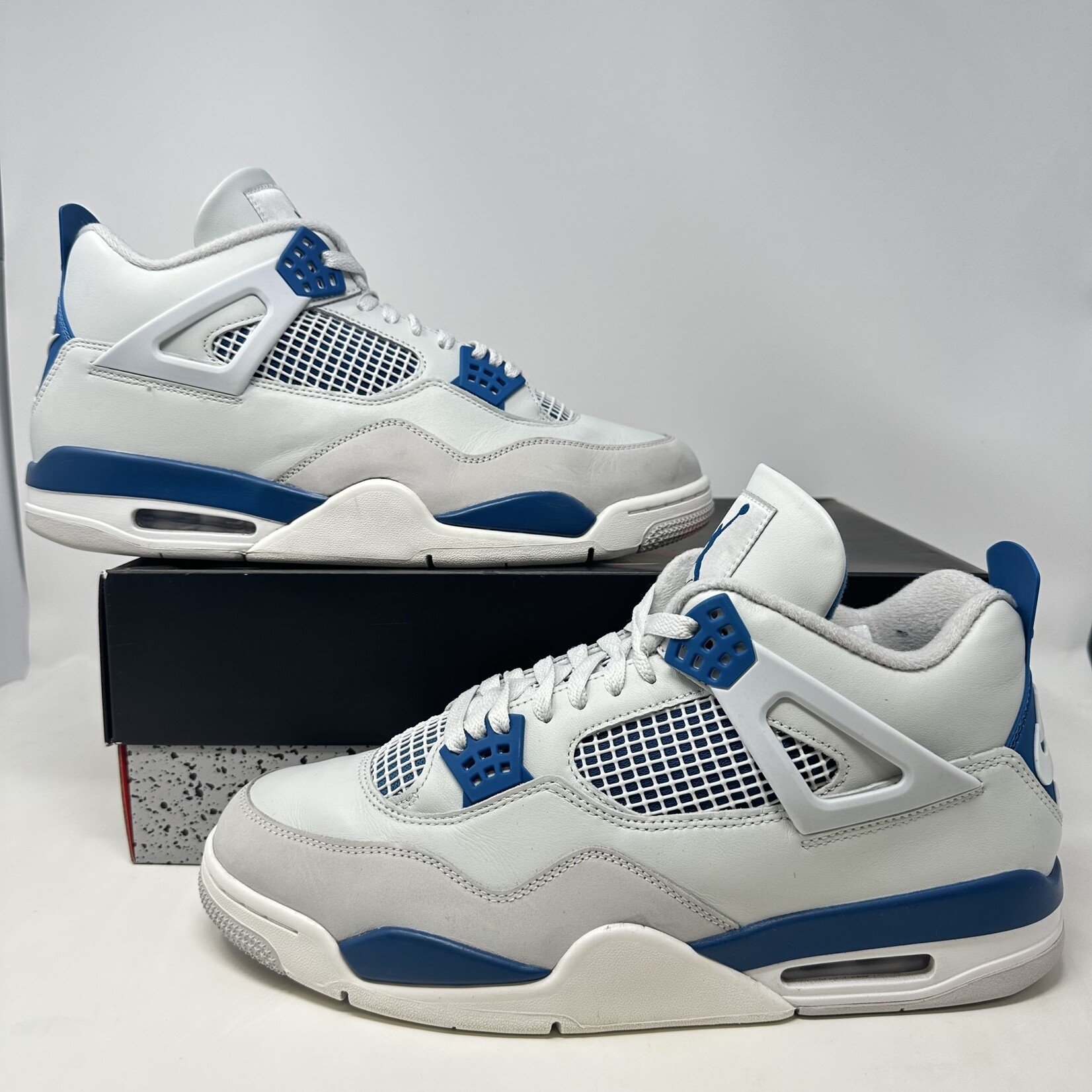 Jordan Jordan 4 Retro Military Blue (2024)