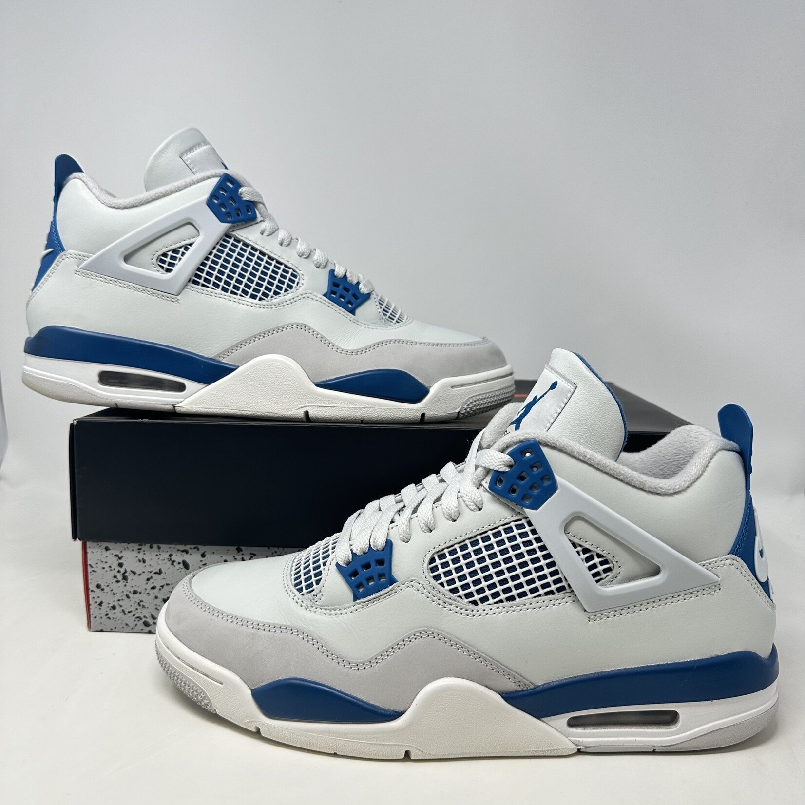 Jordan Jordan 4 Retro Military Blue (2024)