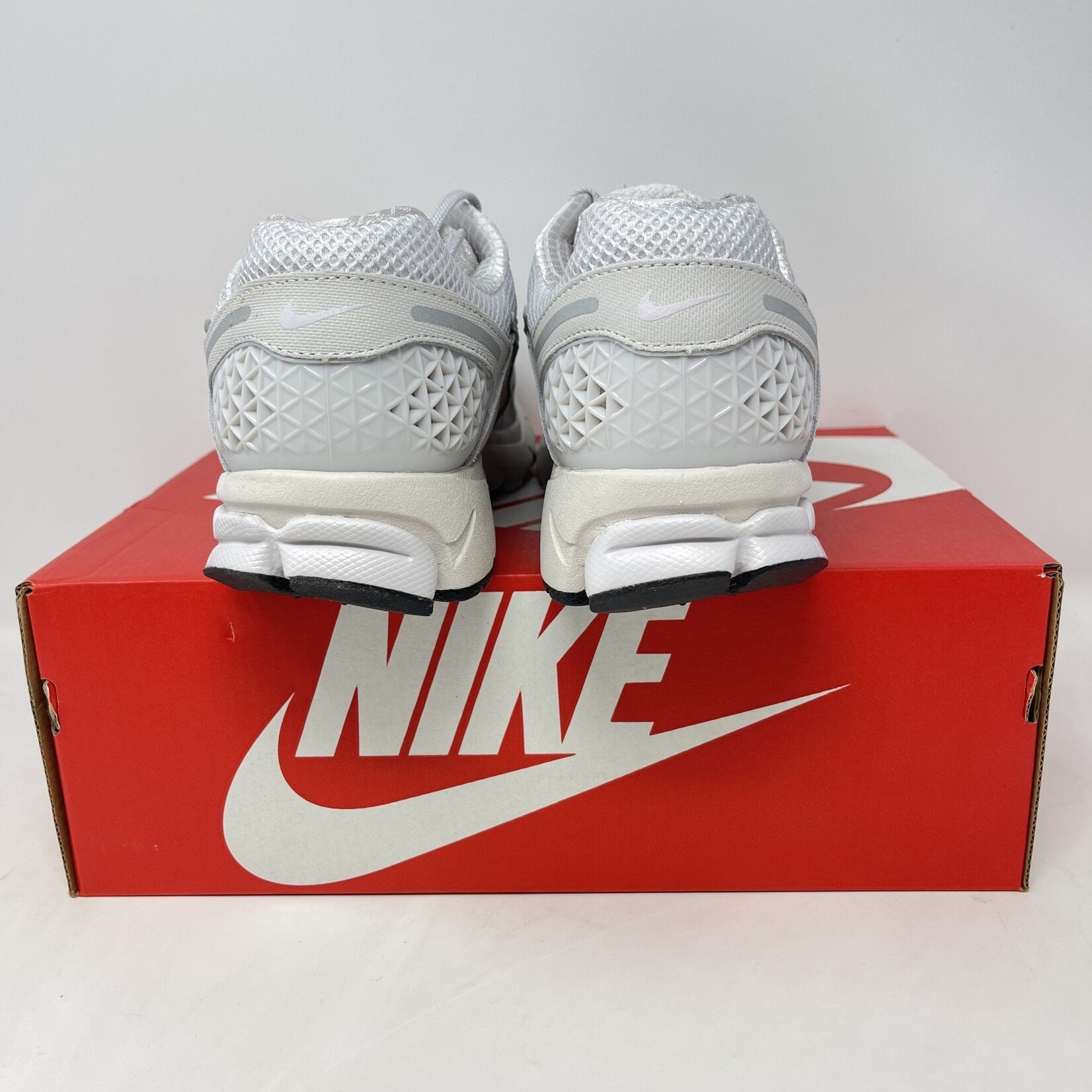 Nike Nike Zoom Vomero 5 White Vast Grey