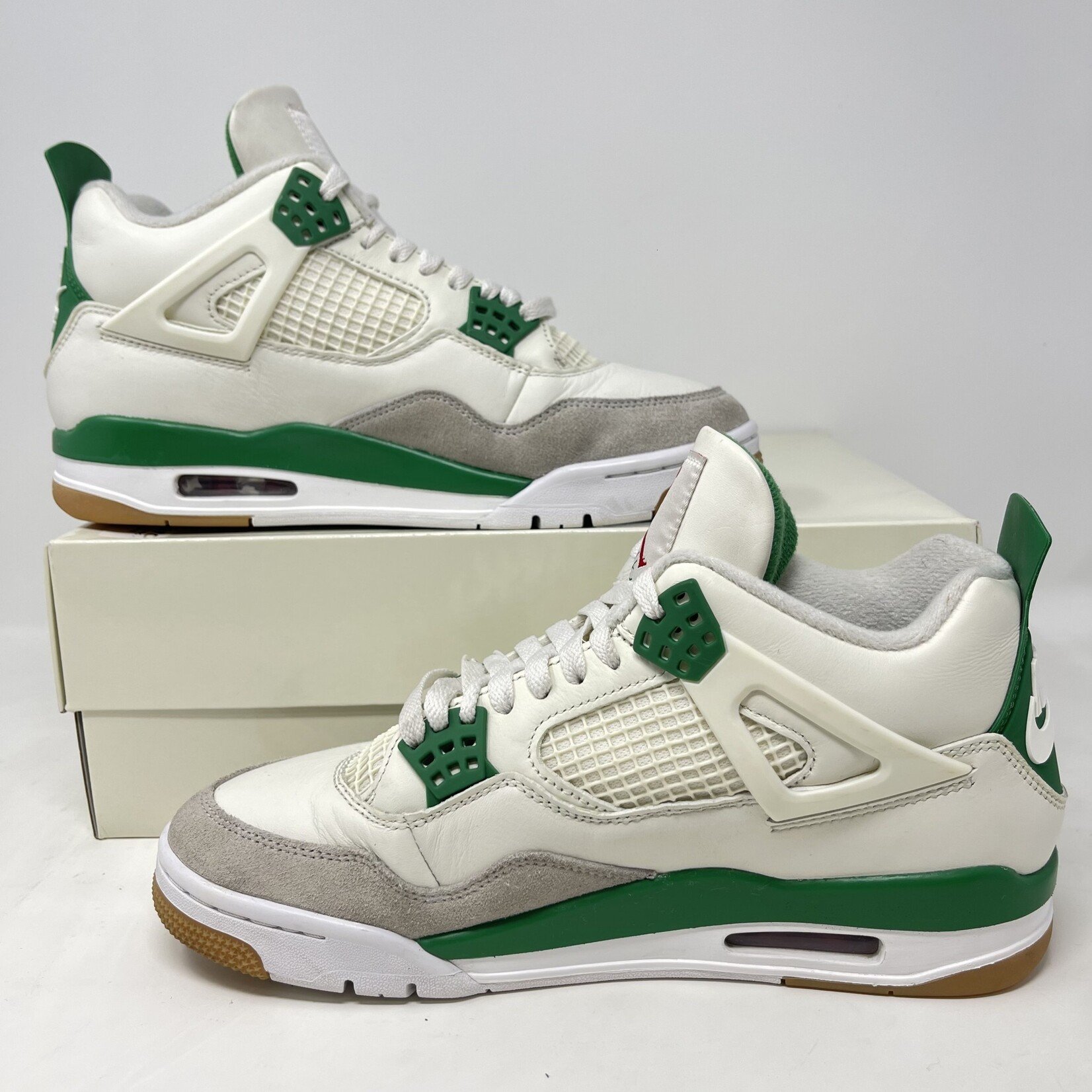 Jordan Jordan 4 Retro SB Pine Green