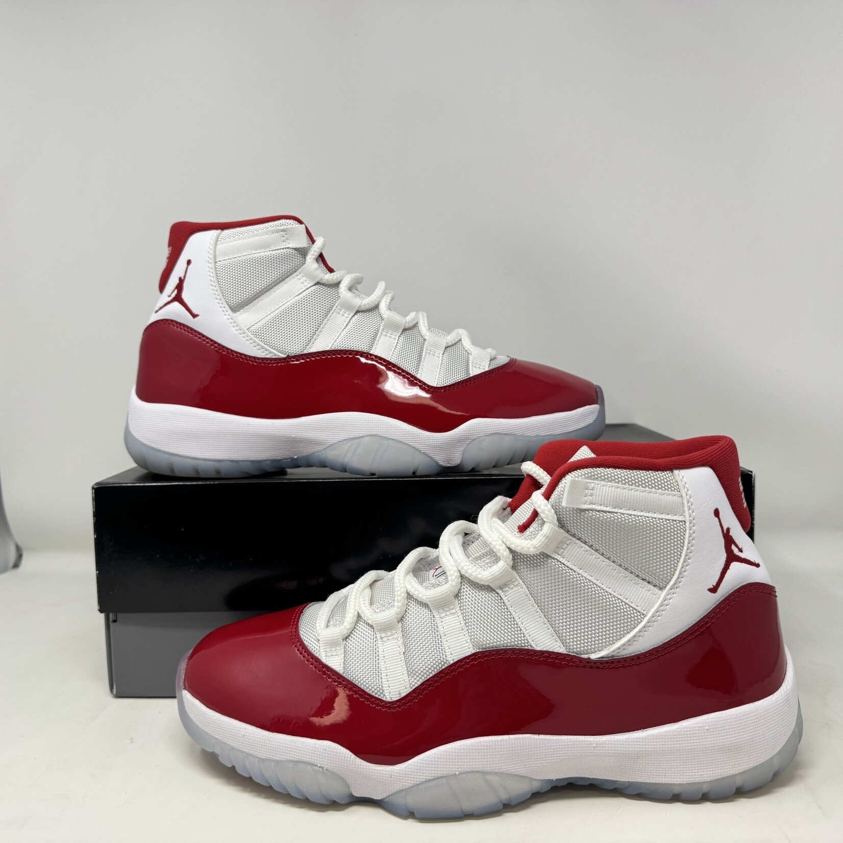 Jordan Jordan 11 Retro Cherry (2022)