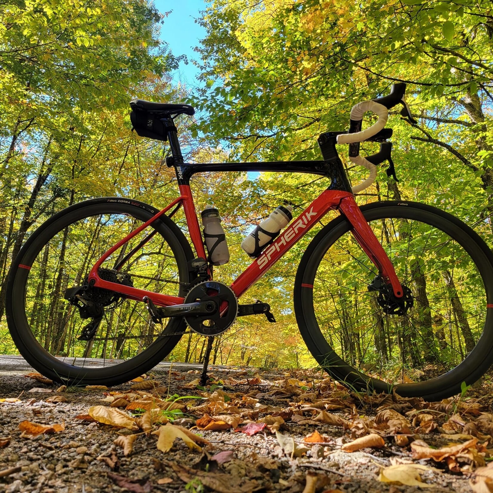Spherik Spherik SRX, Vélo de Route - SRAM Rival ETAP