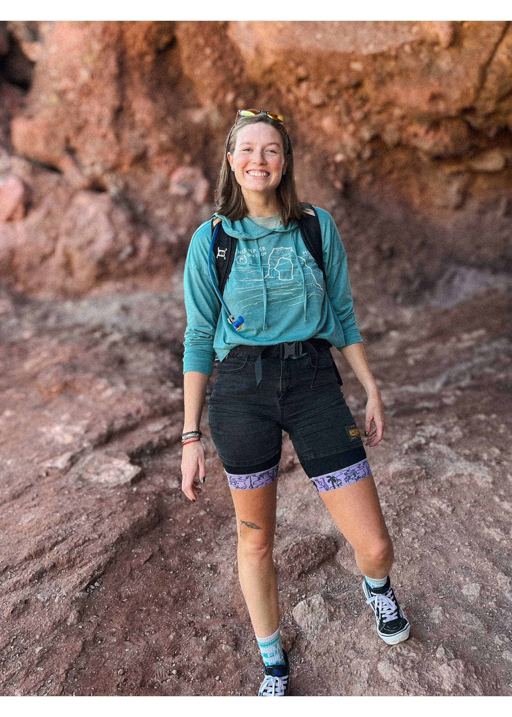 Chile Pepper Delicate Arch Trace Crop Hoodie - Women's