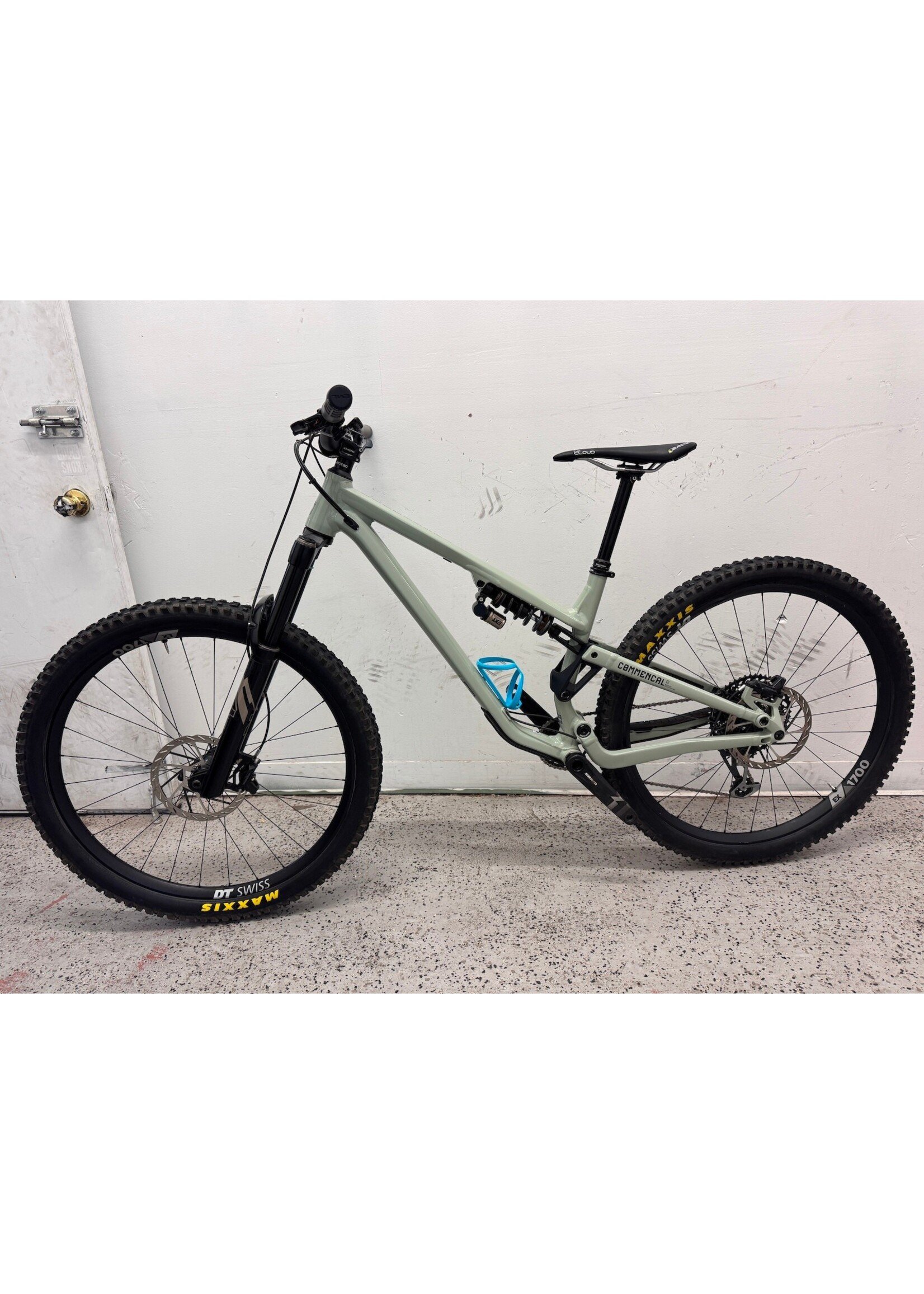 Commencal 2025 Commencal Meta TR - Medium - Custom Build