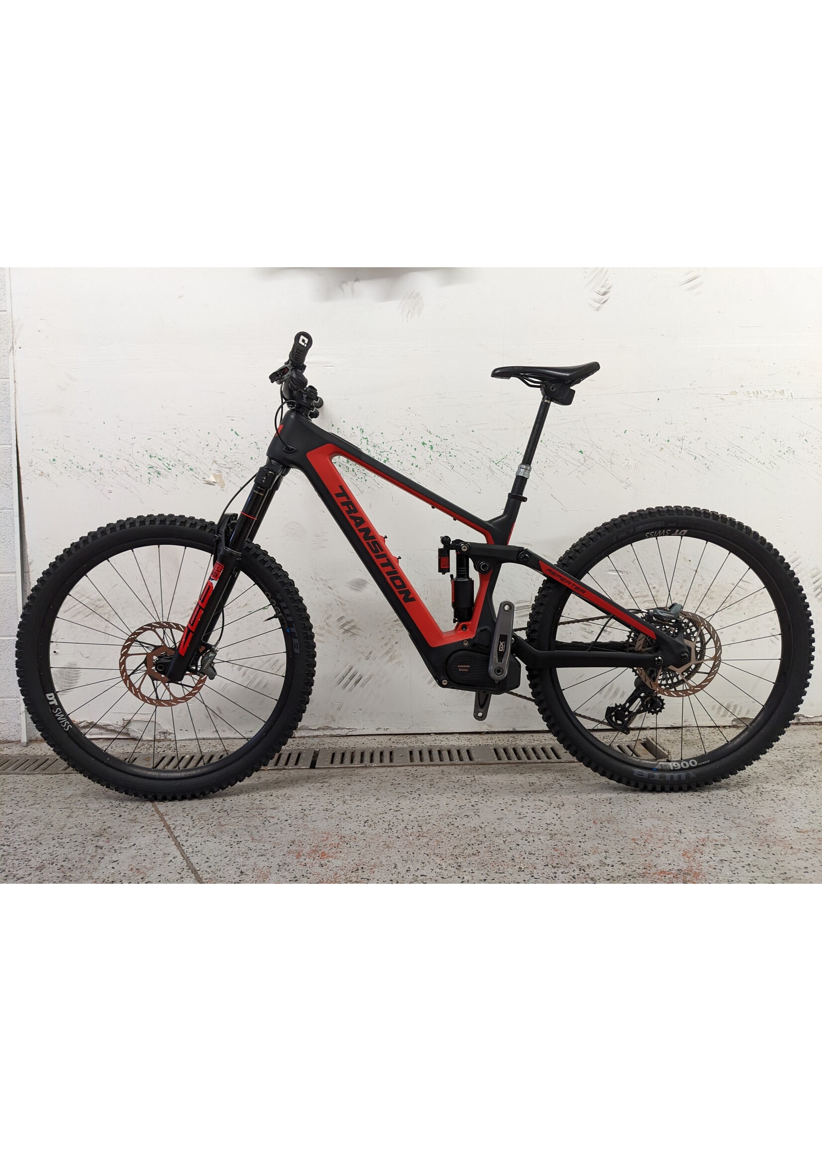 Transition 2024 TRANSITION - Repeater PT Carbon GX AXS