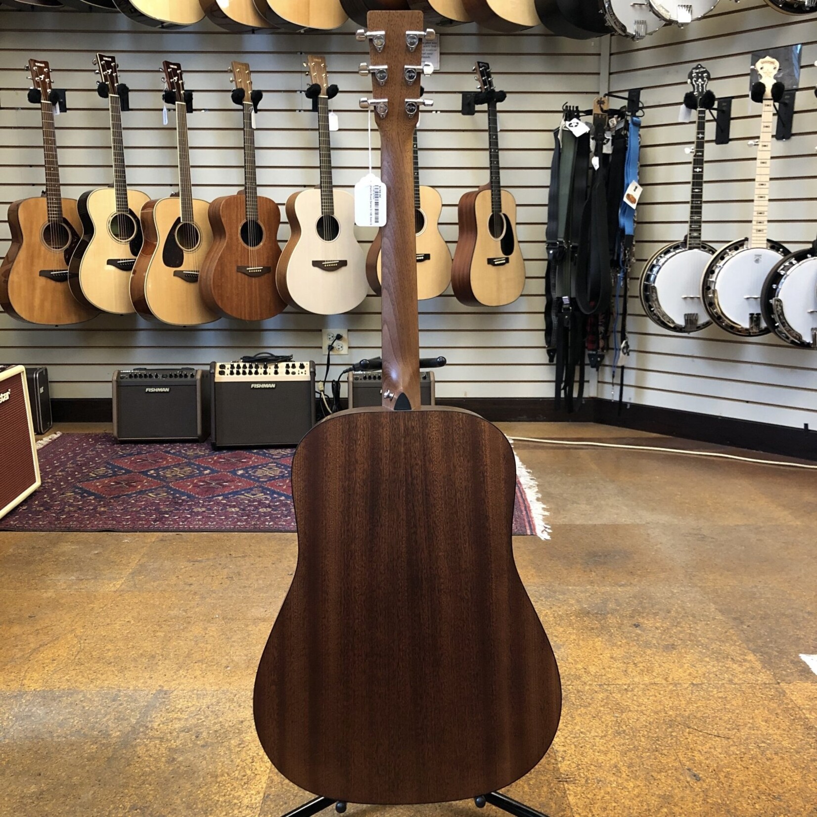 Martin Martin D-10E Road Series Sitka Spruce/Sapele Dreadnought Acoustic-Electric w/Padded Gig Bag
