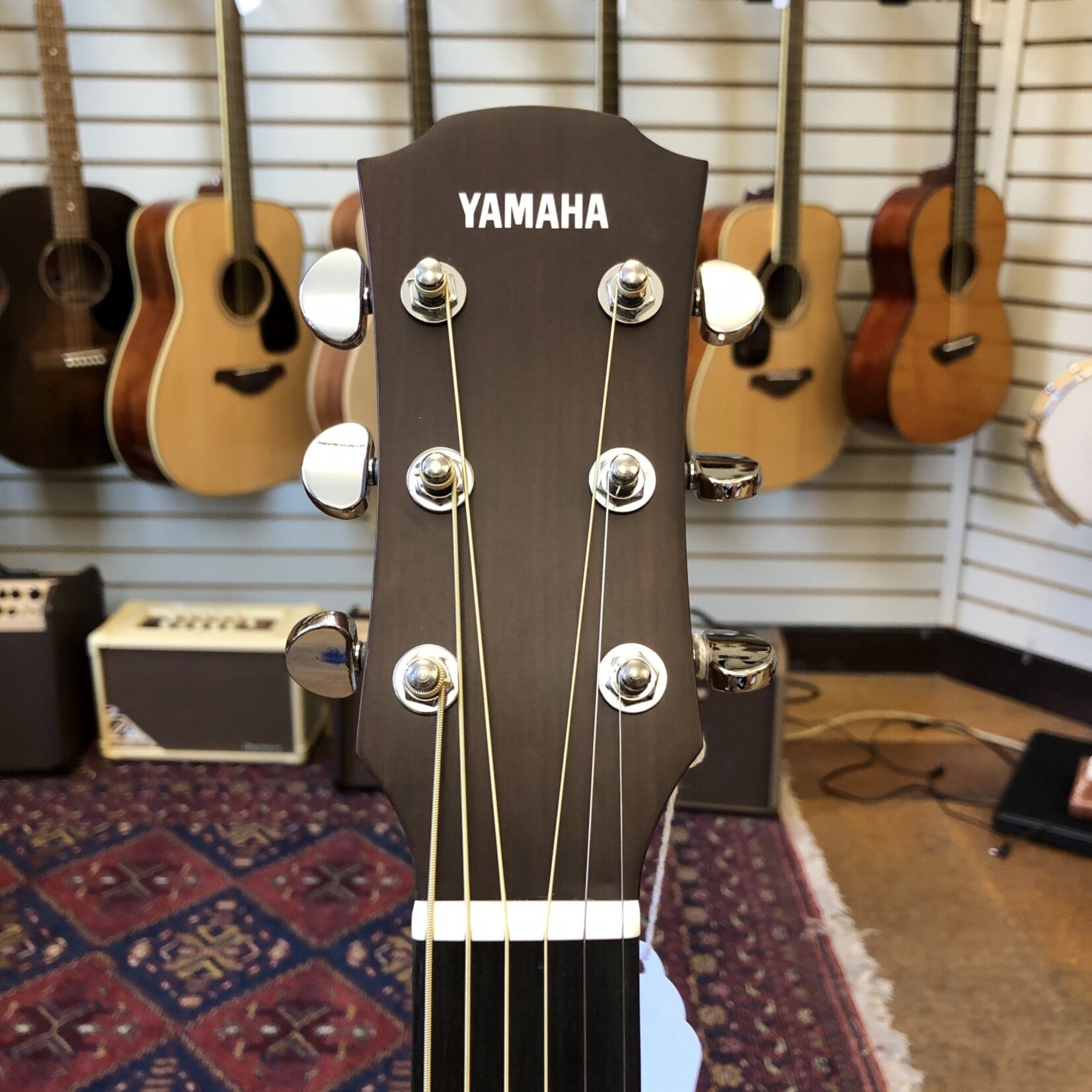 Yamaha Yamaha AC1M Concert Cutaway Acoustic-Electric Guitar Vintage Natural