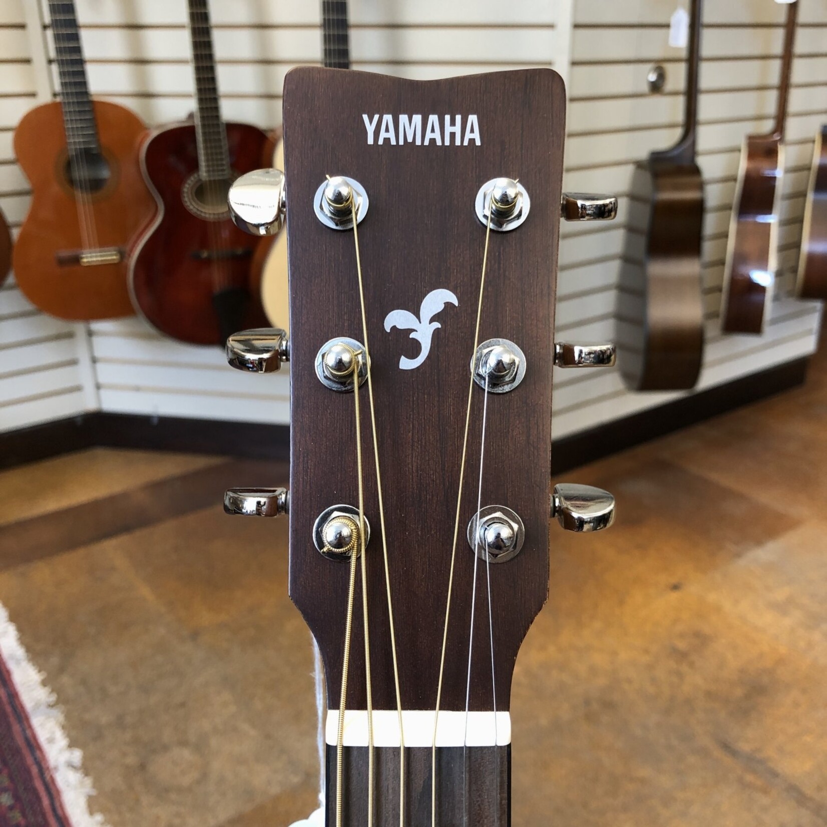 Yamaha Yamaha FGX800C Solid Top Dreadnought Acoustic-Electric Natural