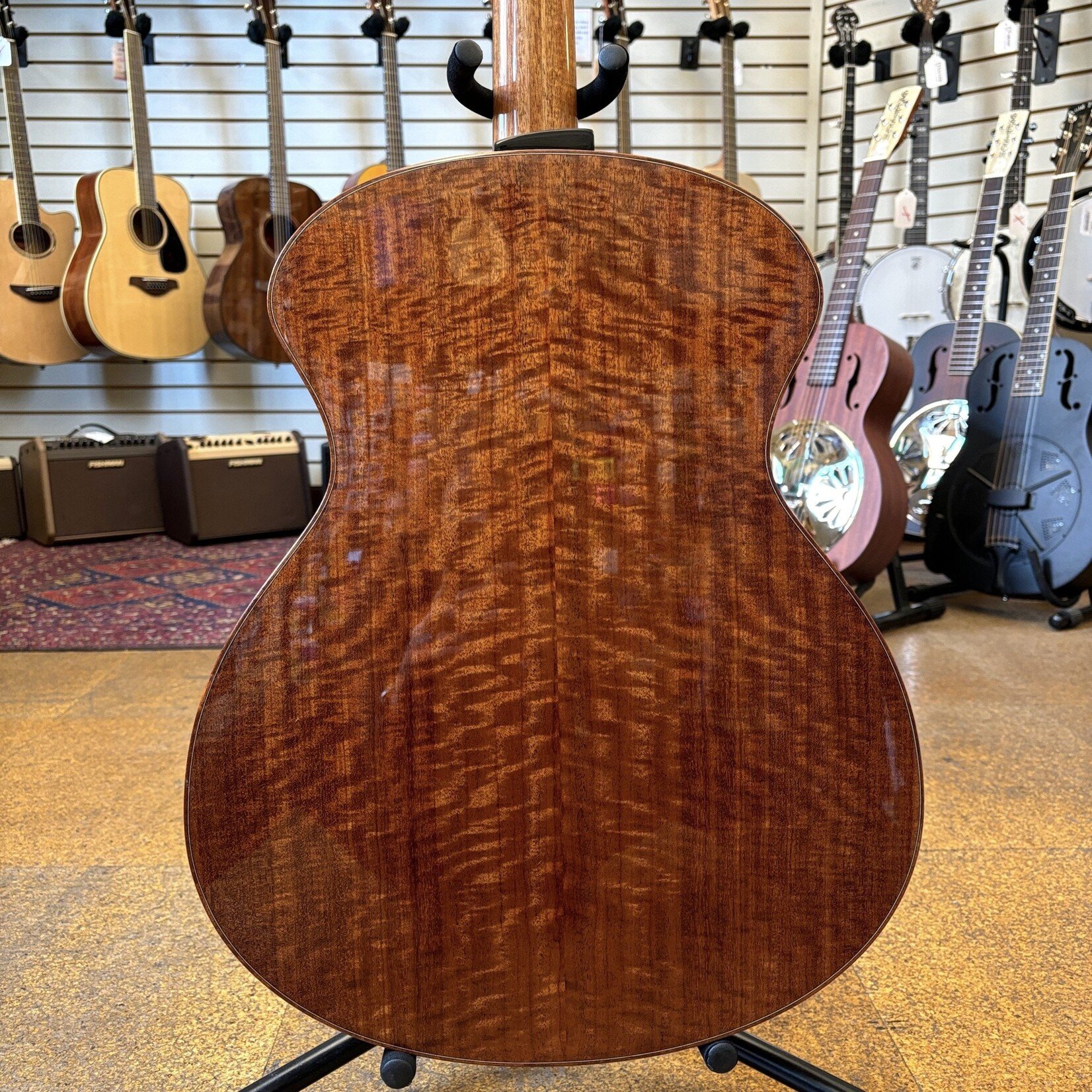 Alliance Alliance (Galloup School) Michigan A-FS 000 Handcrafted Spruce/Curly Mahogany 000 Acoustic Guitar w/Hard Case