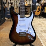 Squier Squier Affinity Series Stratocaster 3-Color Sunburst Solid Body Electric Guitar