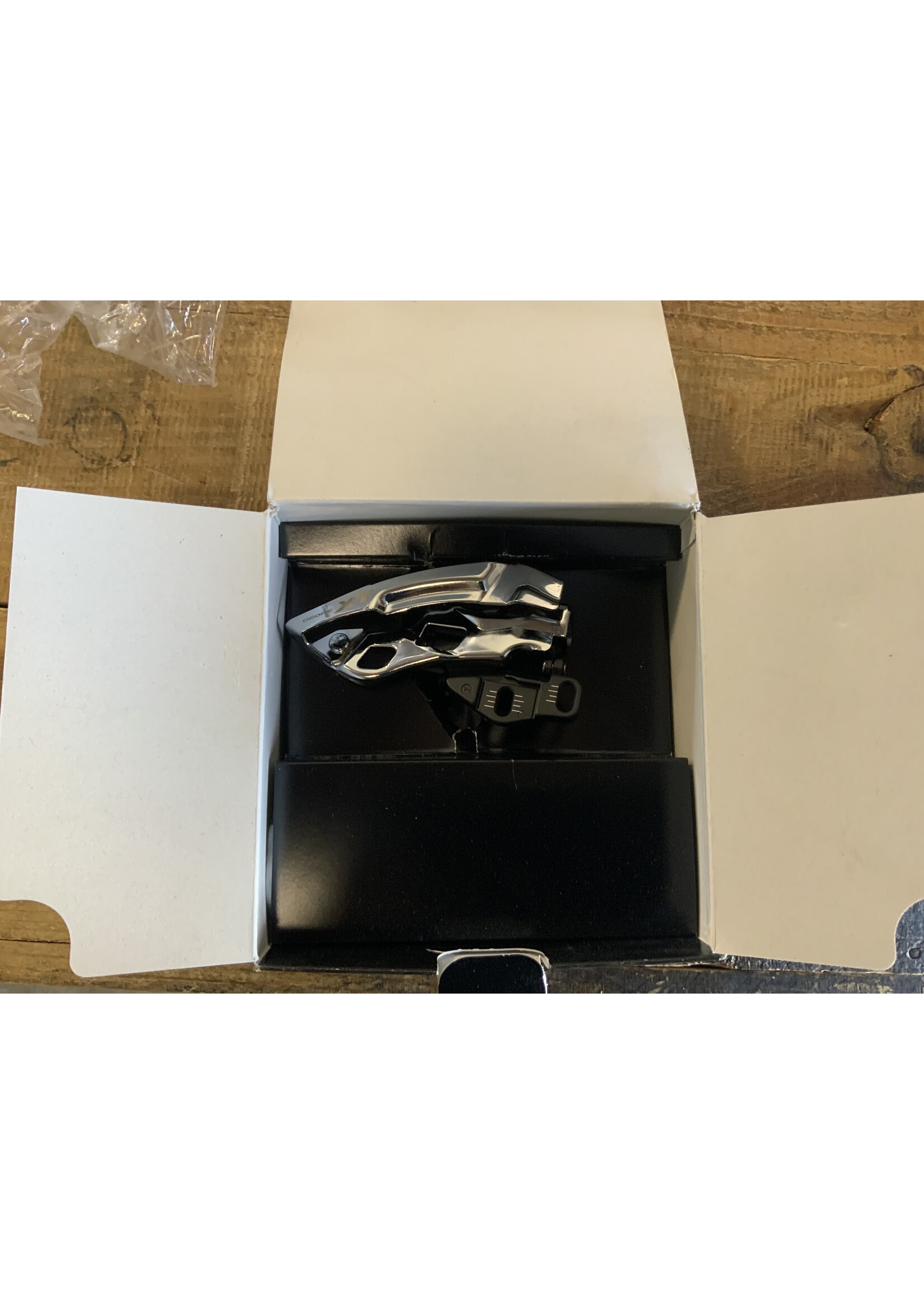 Shimano NOS deore xt front derailleur FD-M780-A-E