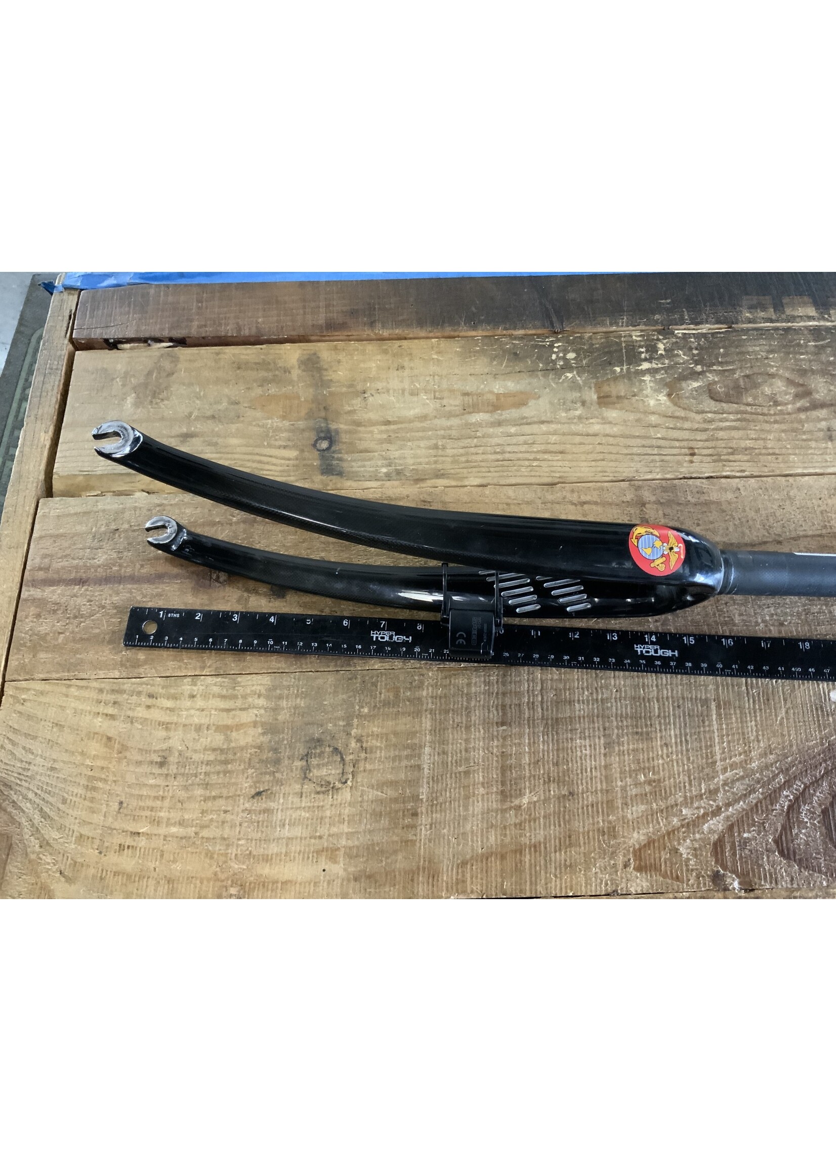 used carbon fork (1 1/8th)