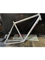 used Novara hybrid frame for 700c wheels no derailleur hanger large 20"