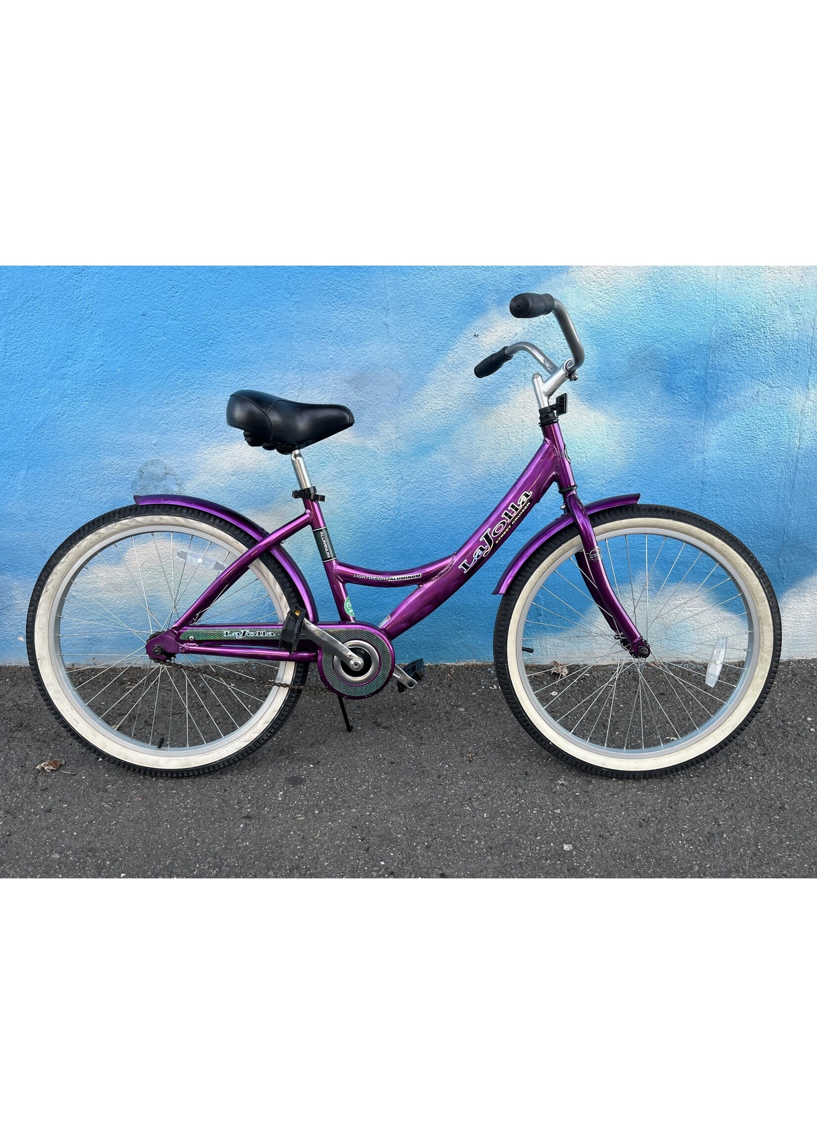 Kent used Kent La Jolla, purple, 24" wheel